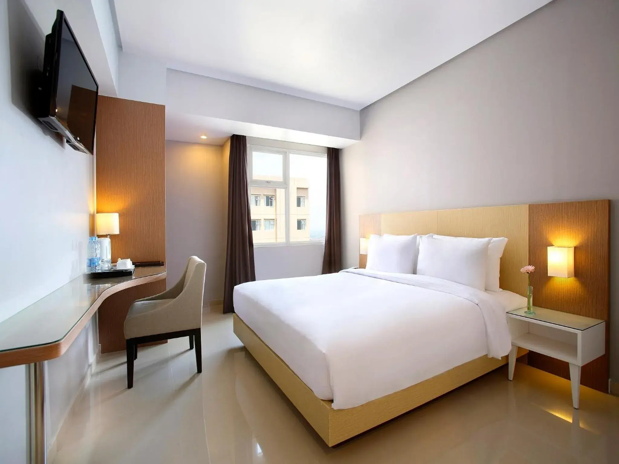 Bed in Hotel Santika Depok