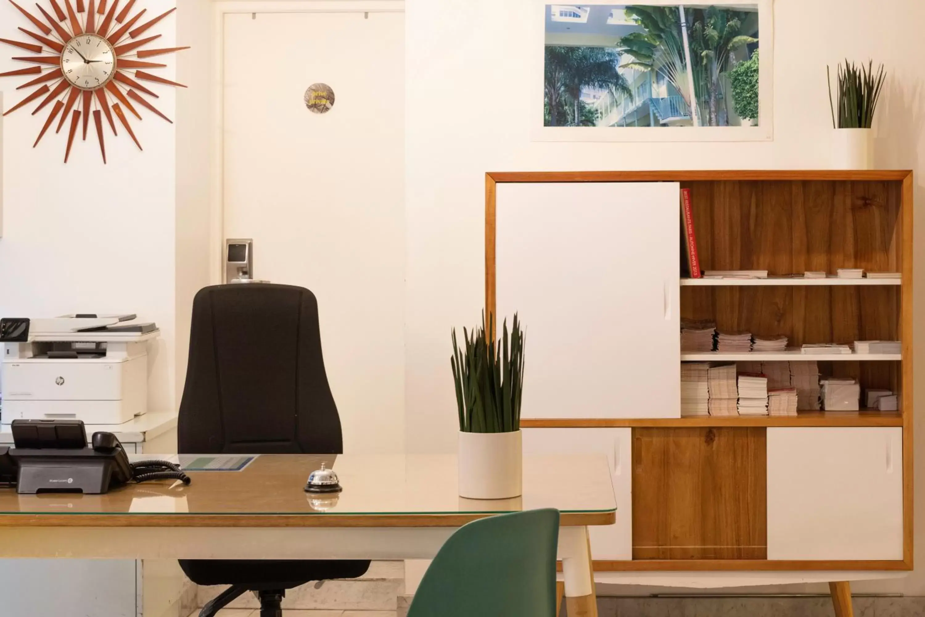 Property building in Hotel Palm - Astotel Property building in Hotel Palm - Astotel