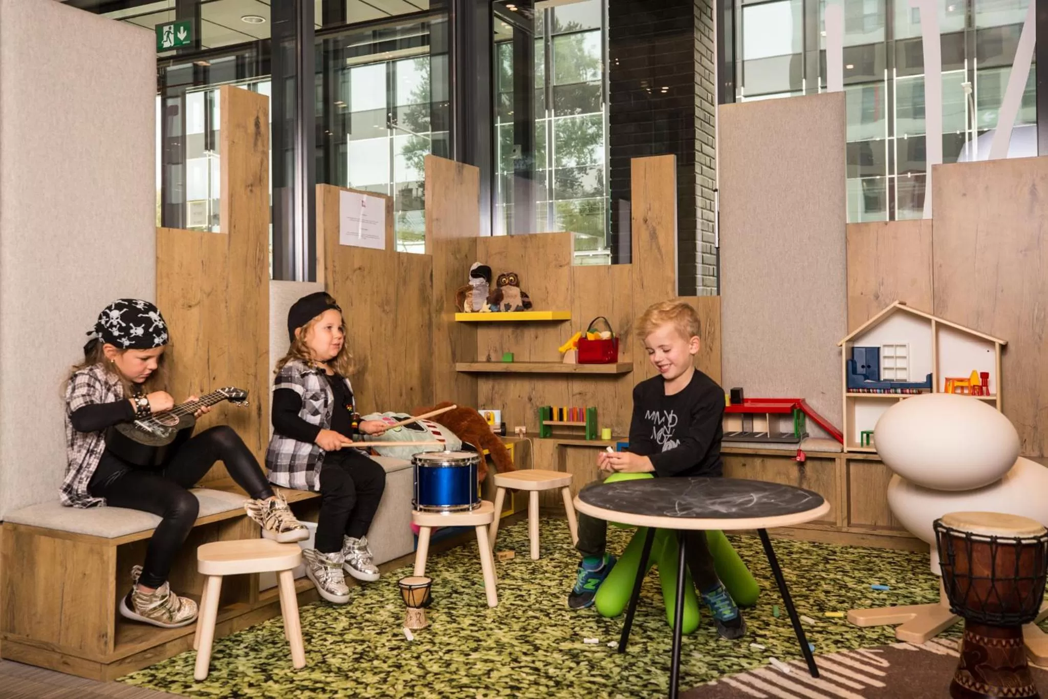 Restaurant/places to eat in ibis Vilnius Centre