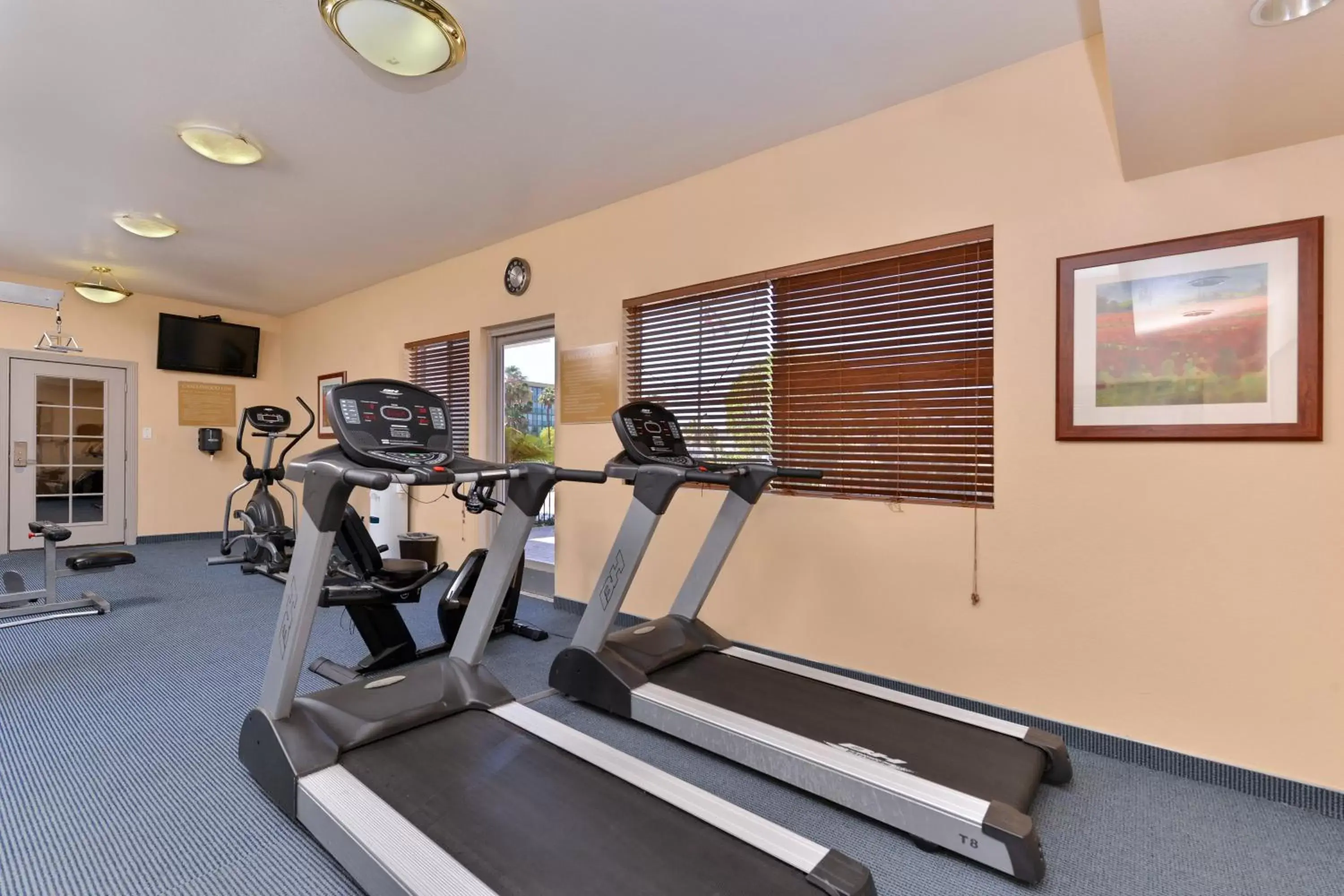 Fitness centre/facilities, Fitness Center/Facilities in Candlewood Suites San Diego, an IHG Hotel