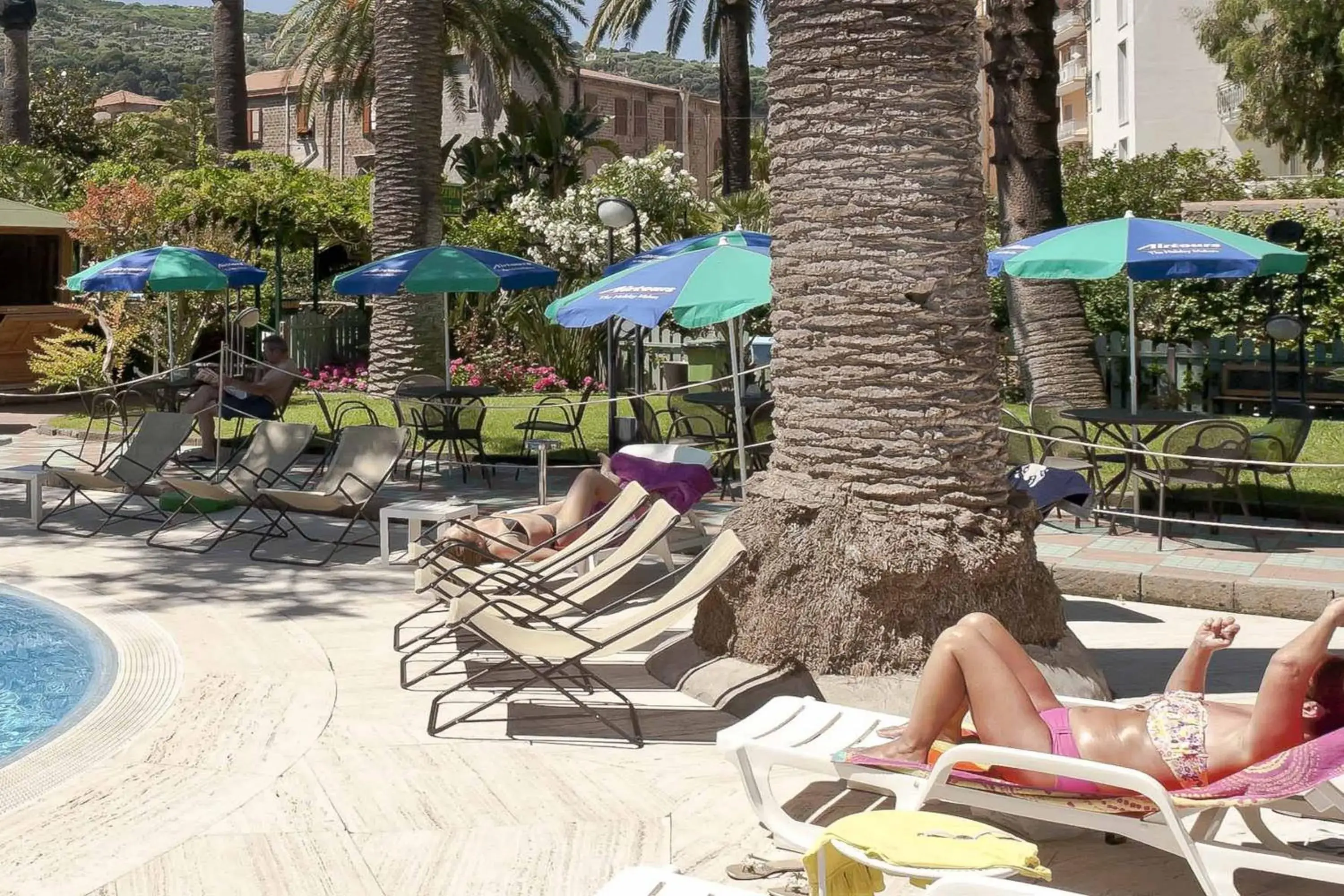 Swimming pool in Hotel Eden Swimming pool in Hotel Eden