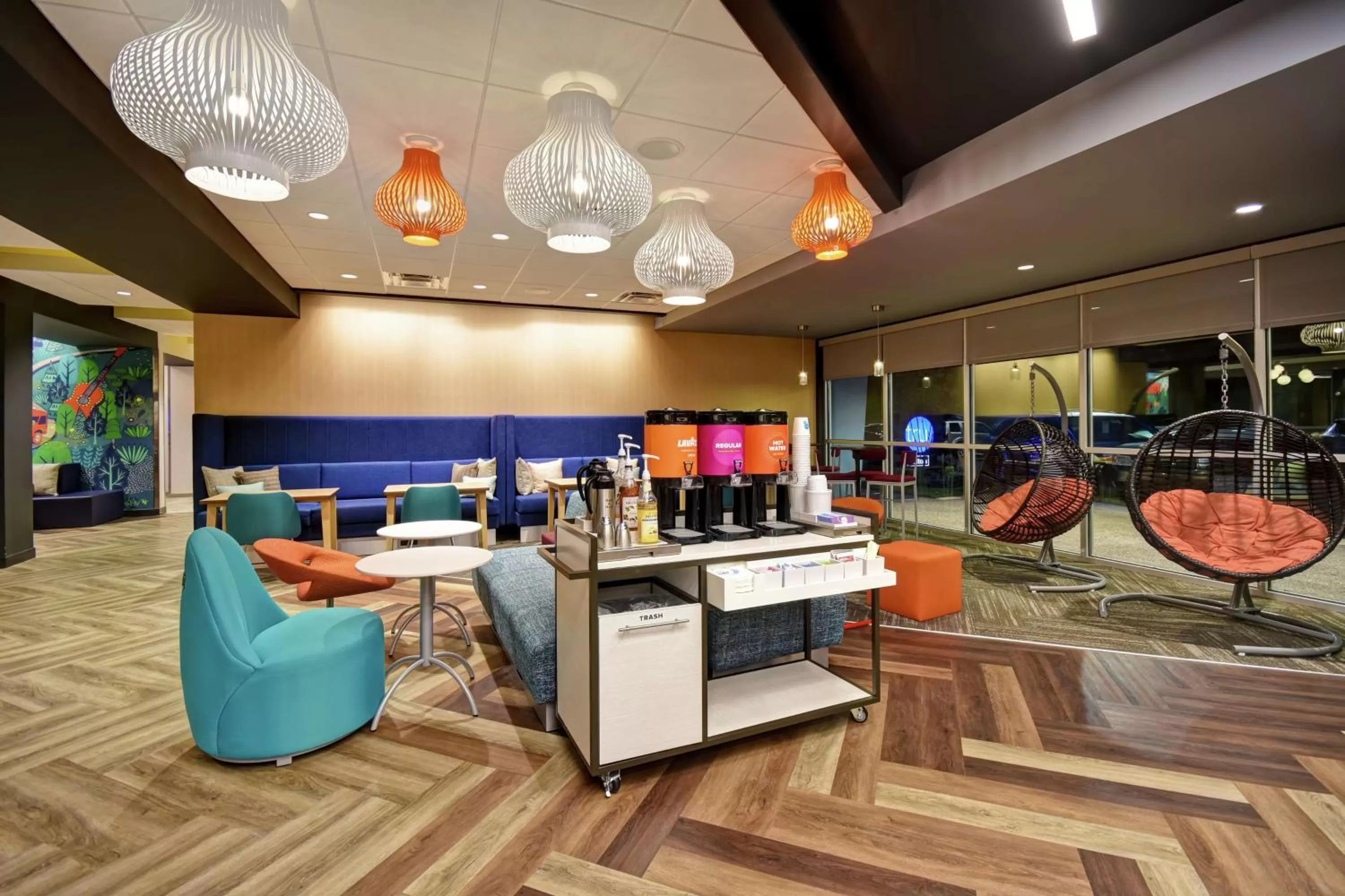 Lobby or reception in Tru By Hilton Pigeon Forge