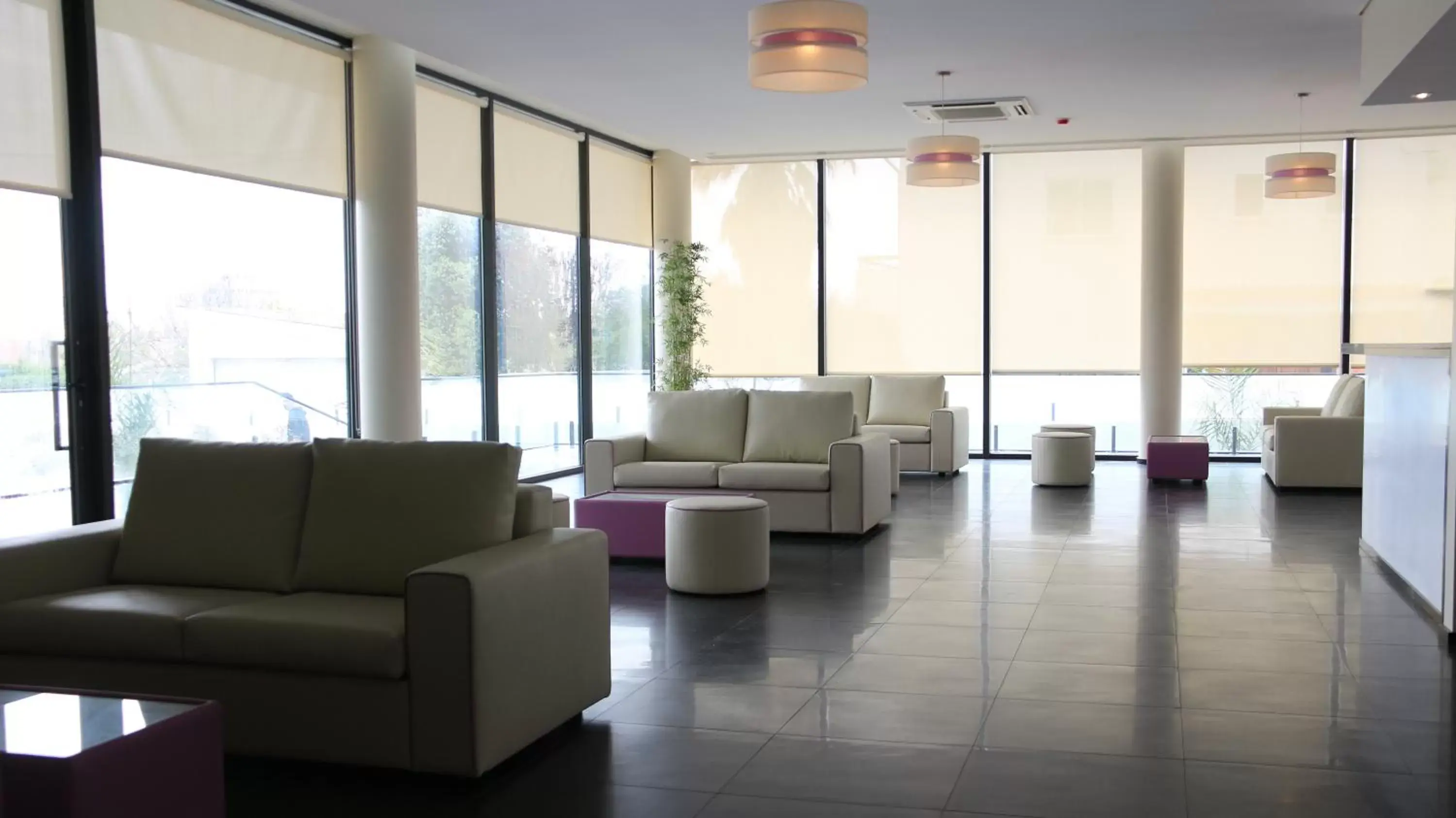 Business facilities, Seating Area in Hotel Monte Lírio