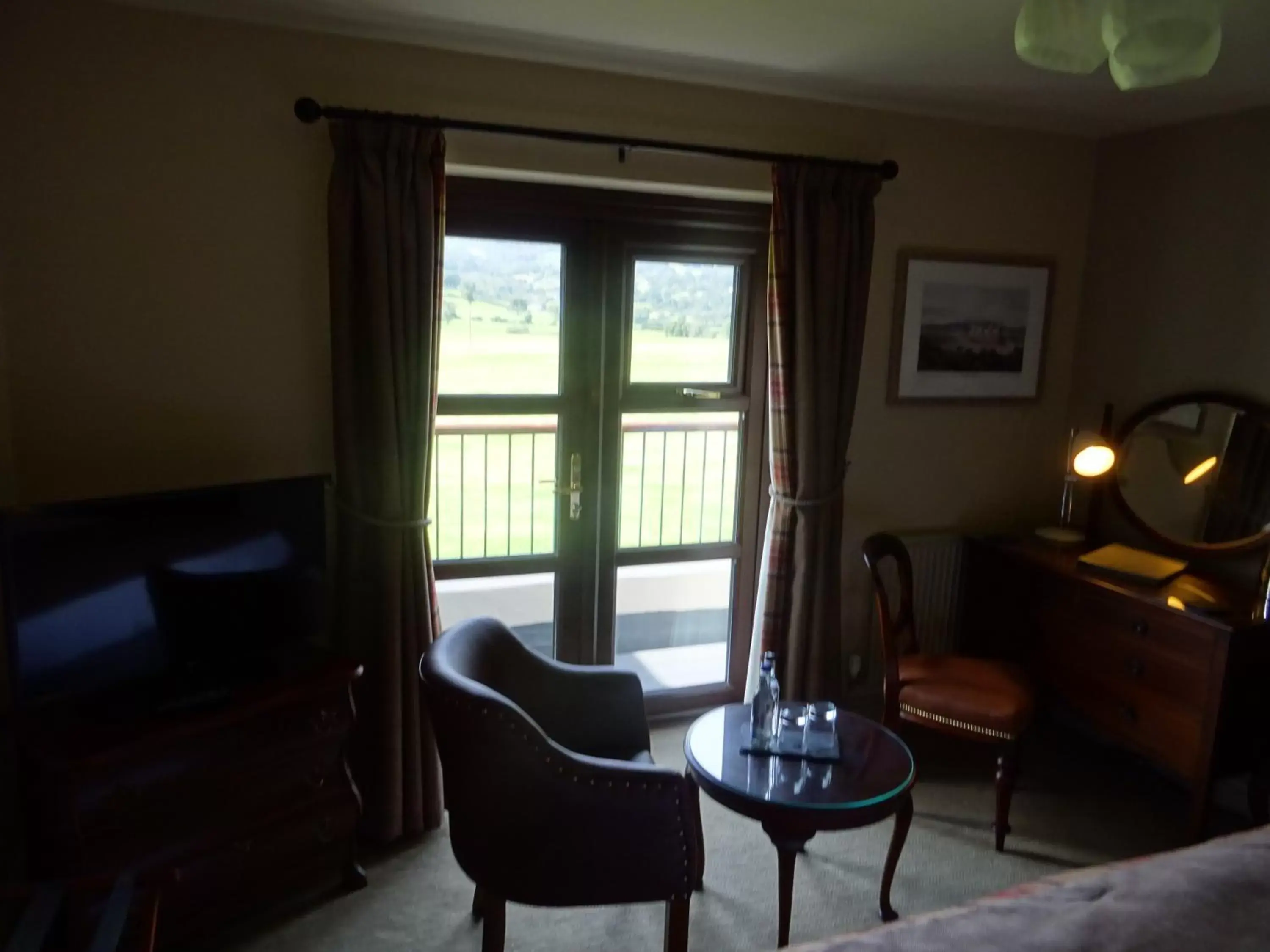 Bedroom, Seating Area in The Groes Inn