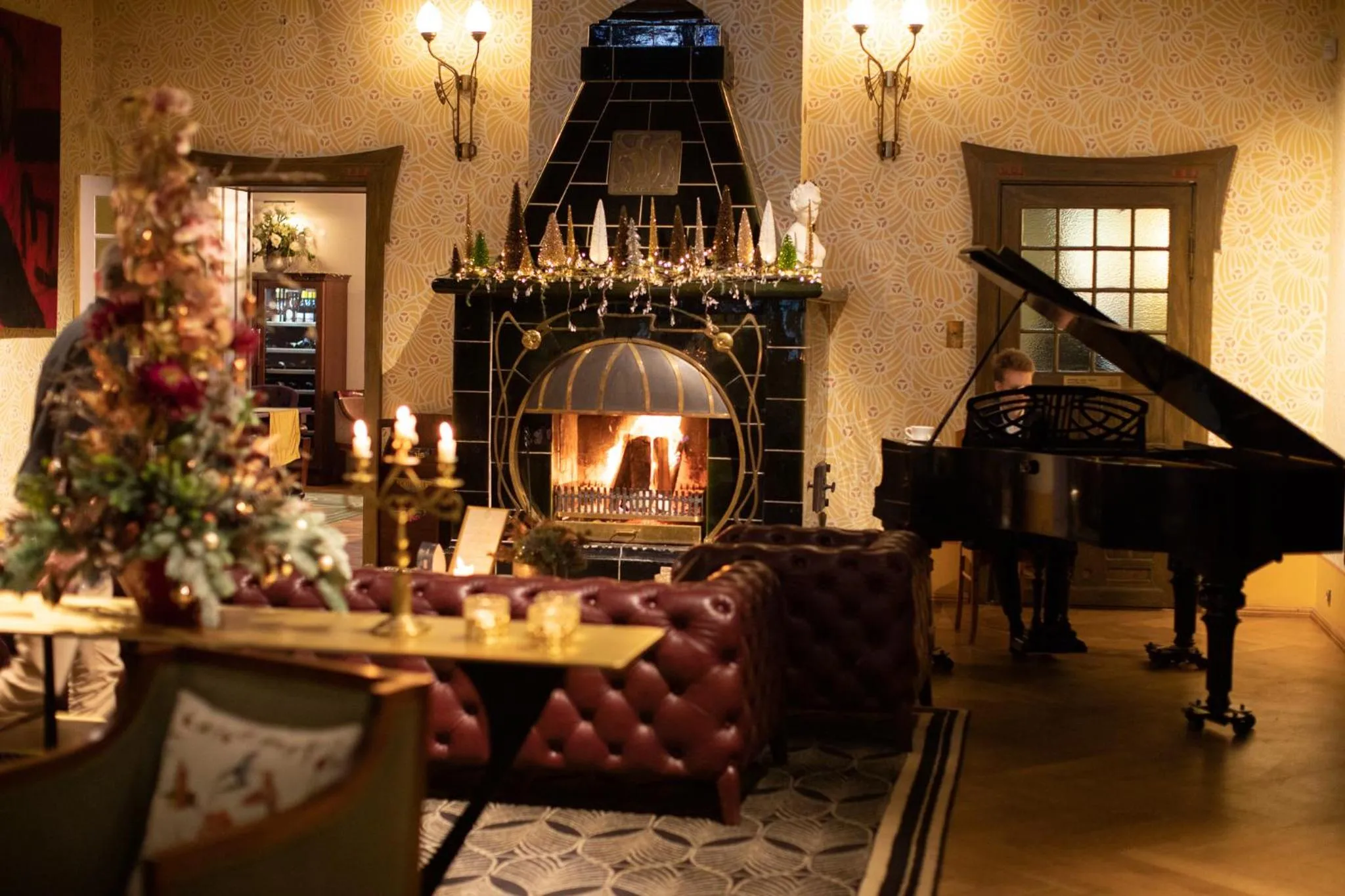 Area and facilities in Villa Ammende Restaurant and Hotel