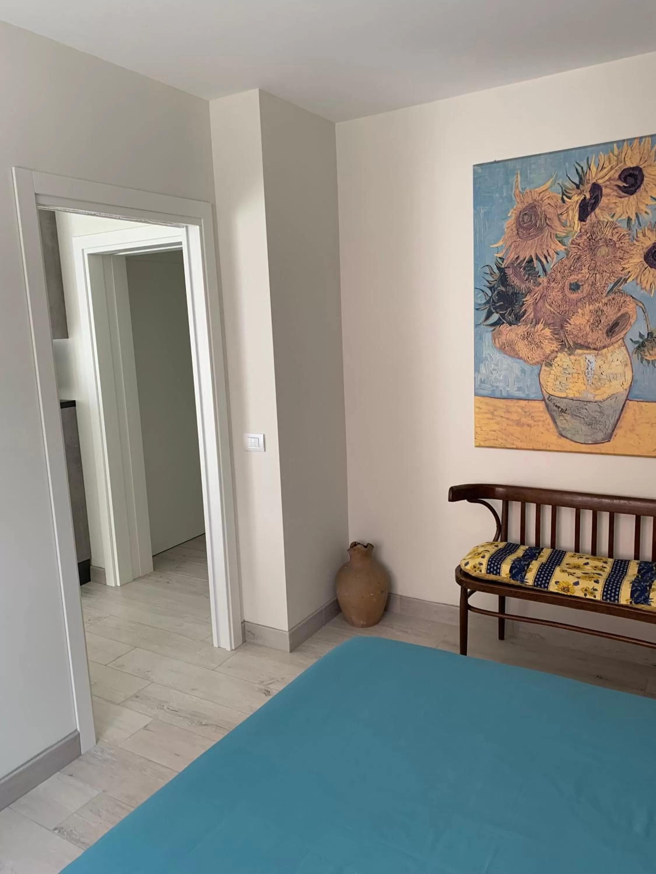 Bedroom, Bed in 8 di cuori