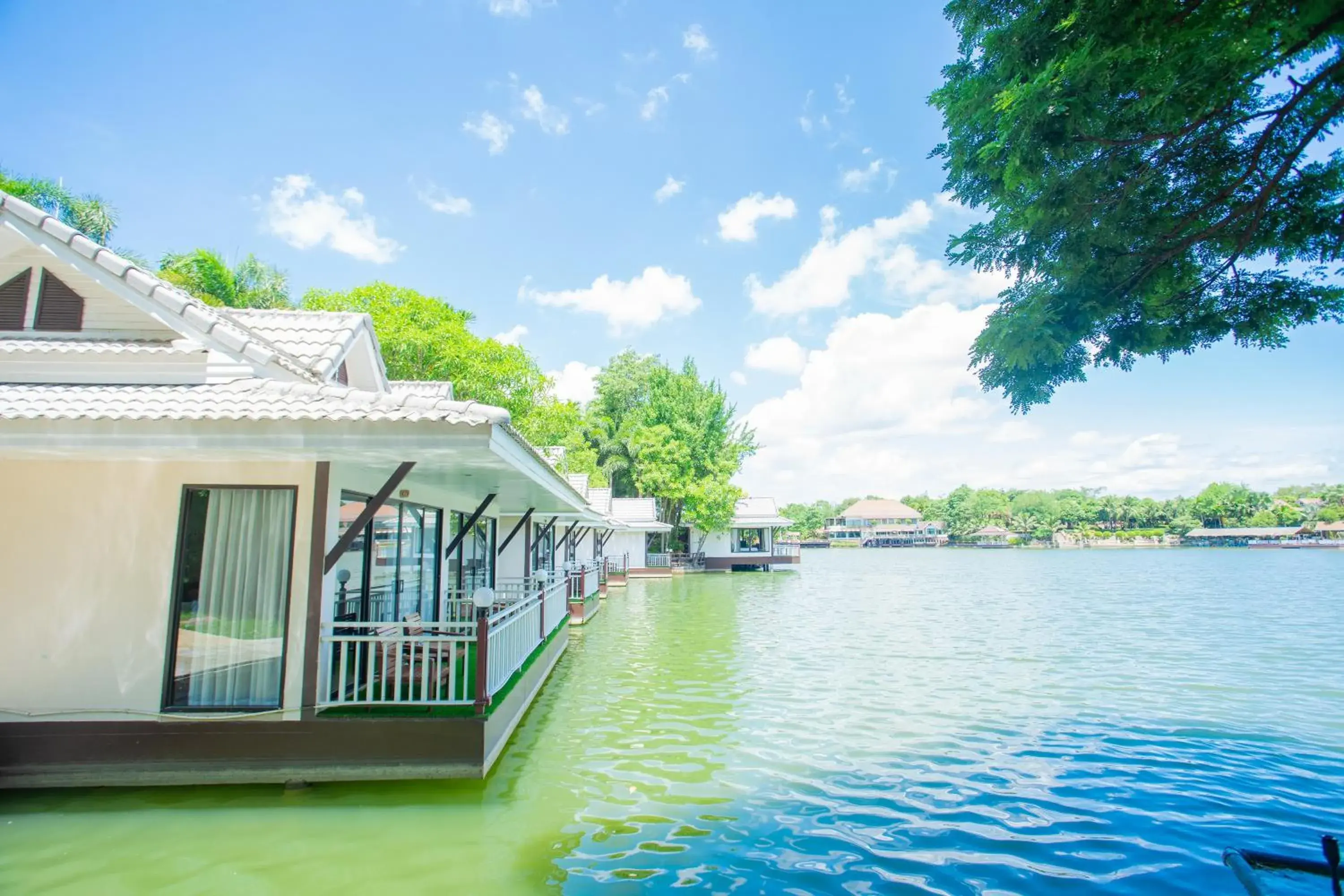 Lake view in Chawalun Resort Lake view in Chawalun Resort