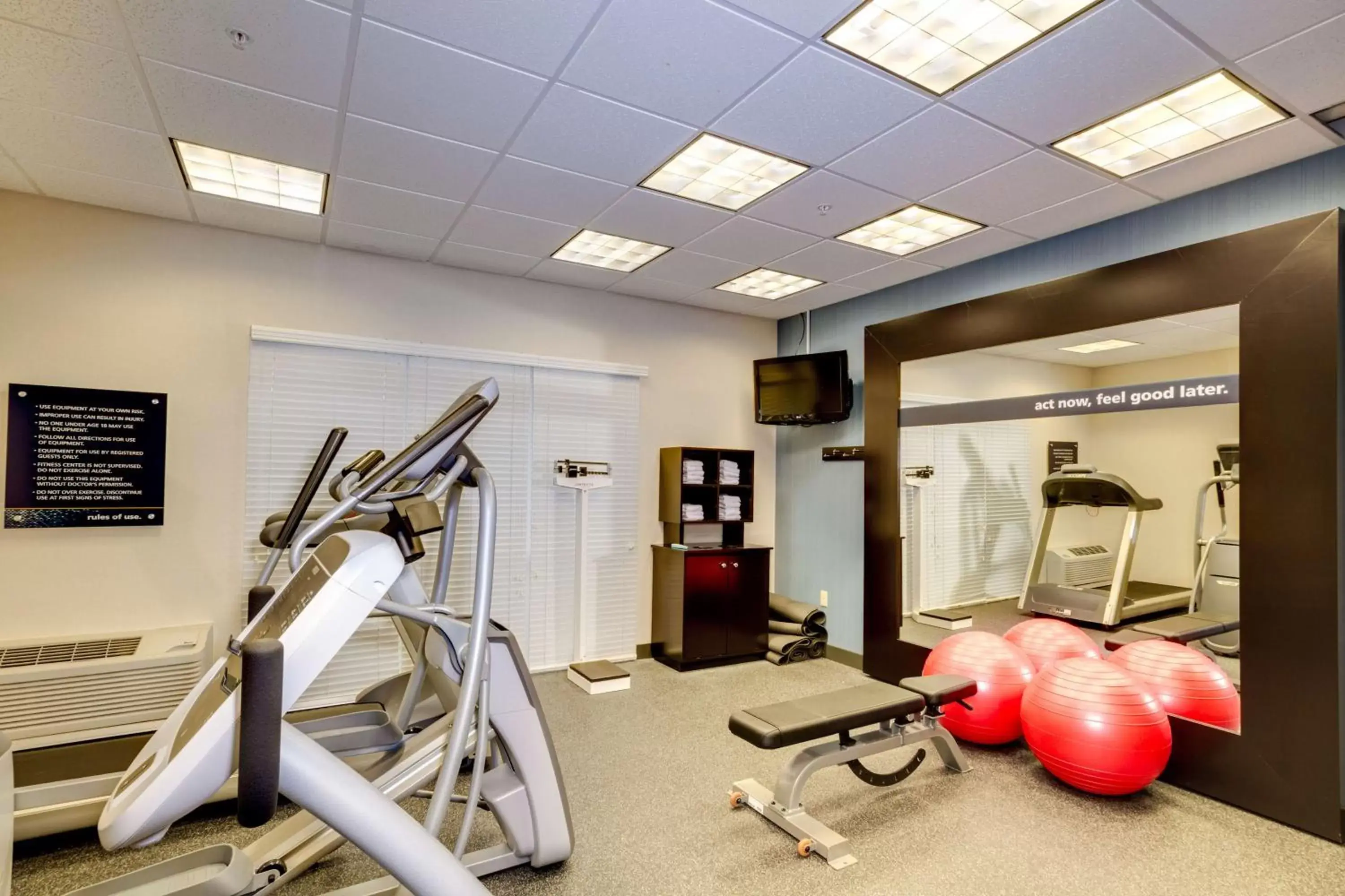 Fitness centre/facilities, Fitness Center/Facilities in Hampton Inn & Suites Cape Coral / Fort Myers