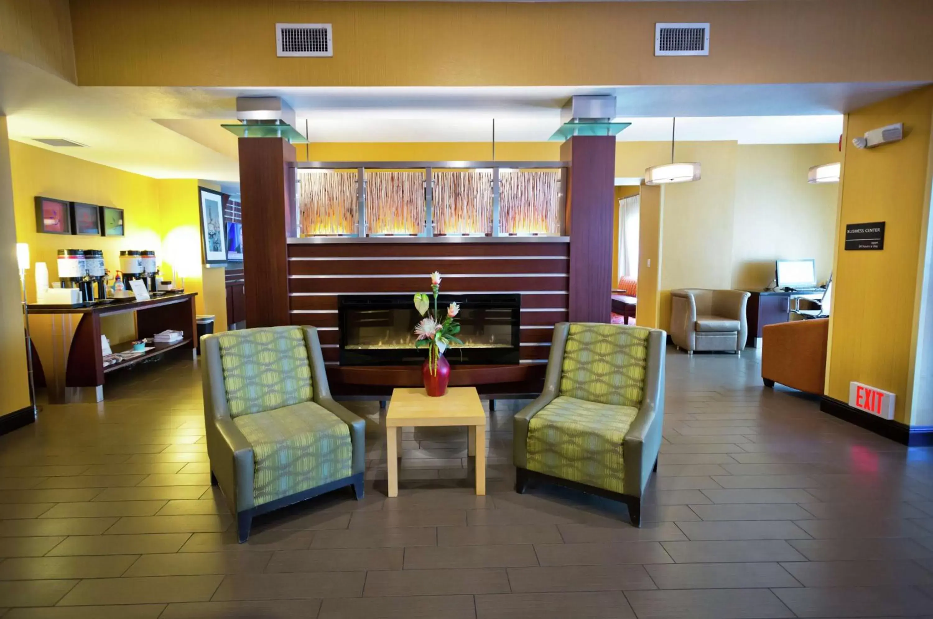 Lobby or reception in Hampton Inn & Suites Sacramento-Auburn Boulevard