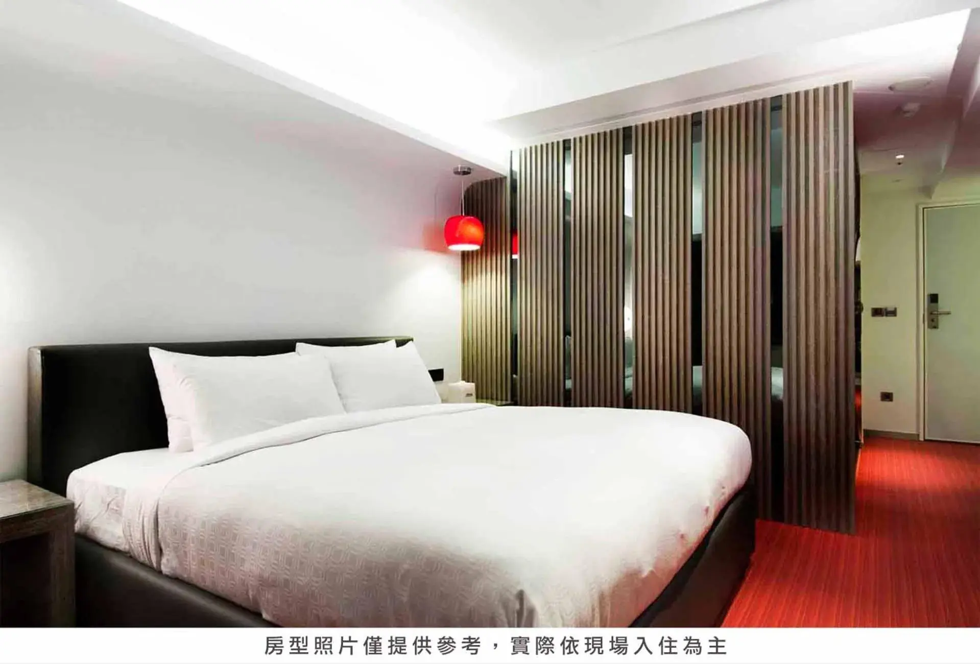 Bed in Royal Group Hotel Central Park Branch