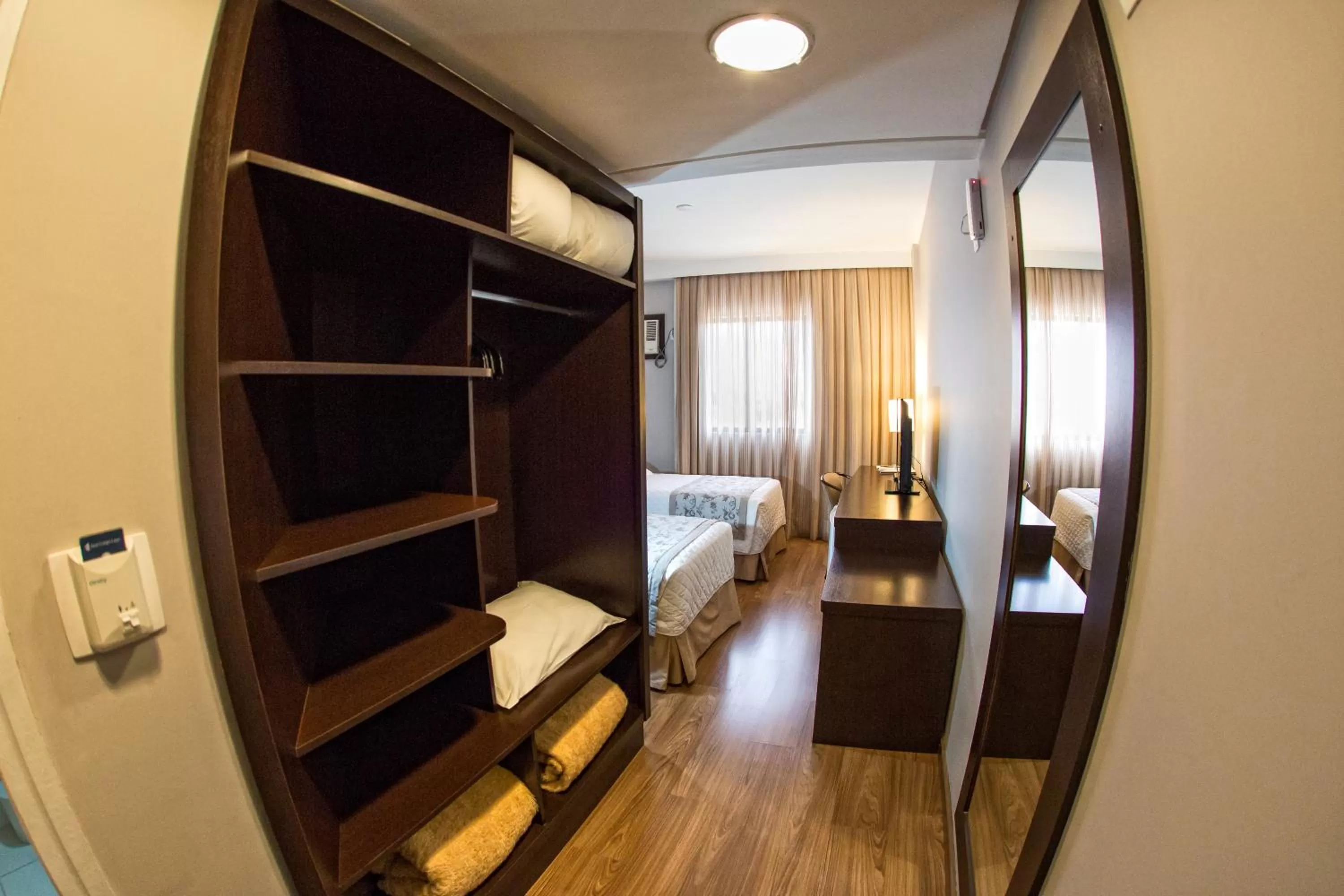 View (from property/room), Bed in Hotel Campo Largo Comfort