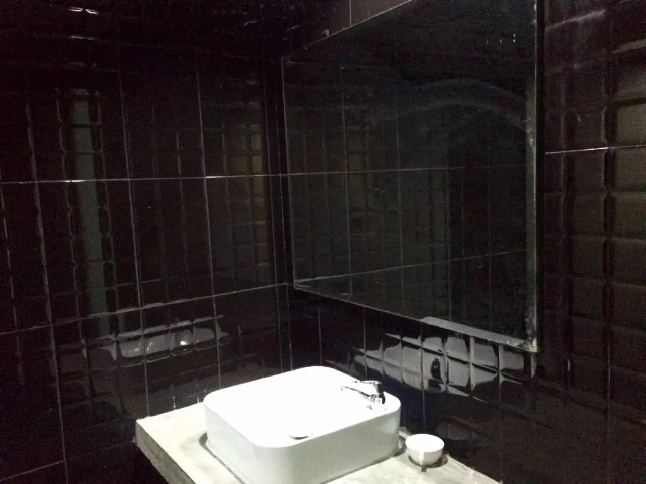 Bathroom in Sri Krungthep Hotel