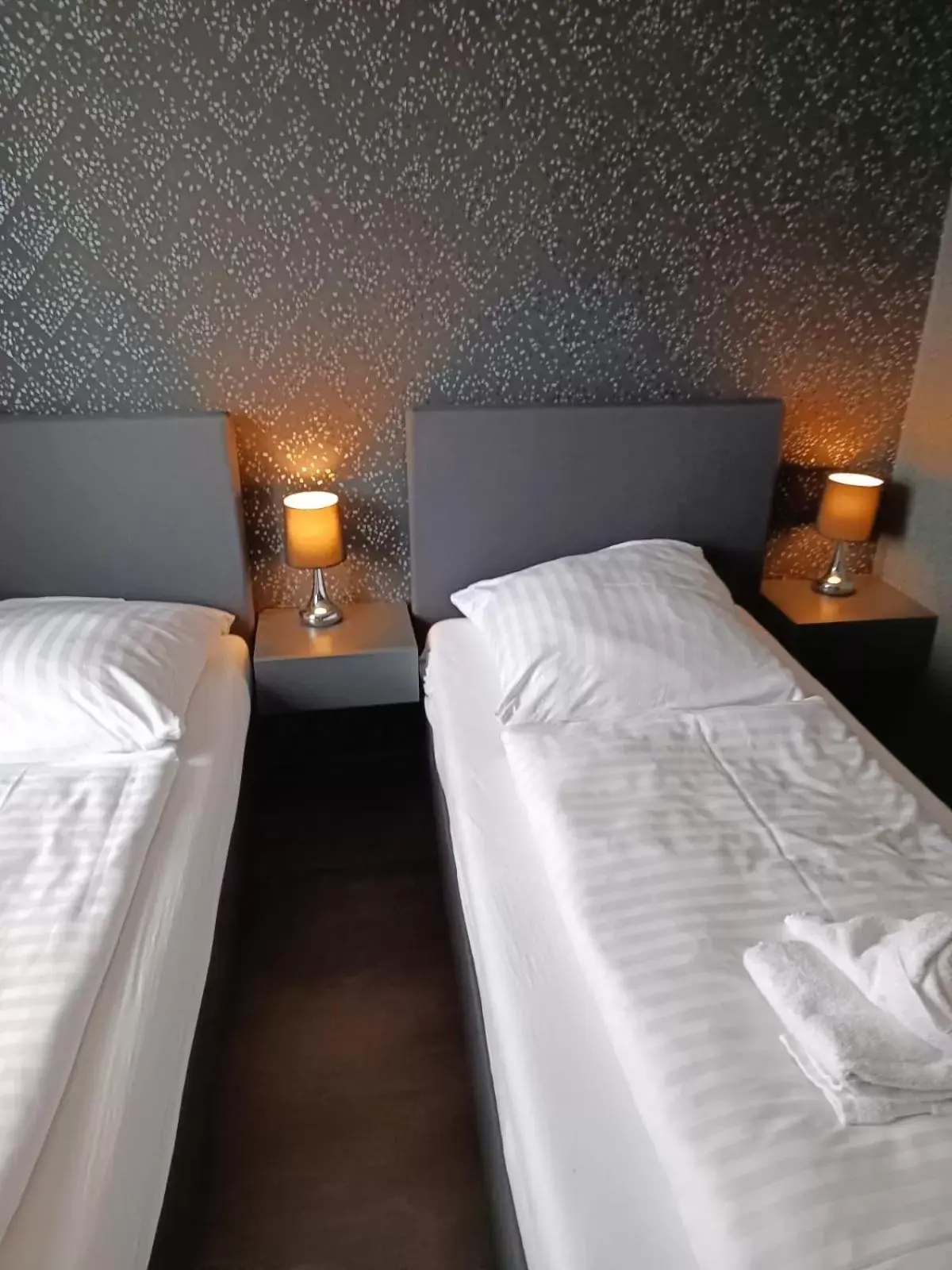 Twin Room with Private Bathroom in DUA Hotel Twin Room with Private Bathroom in DUA Hotel