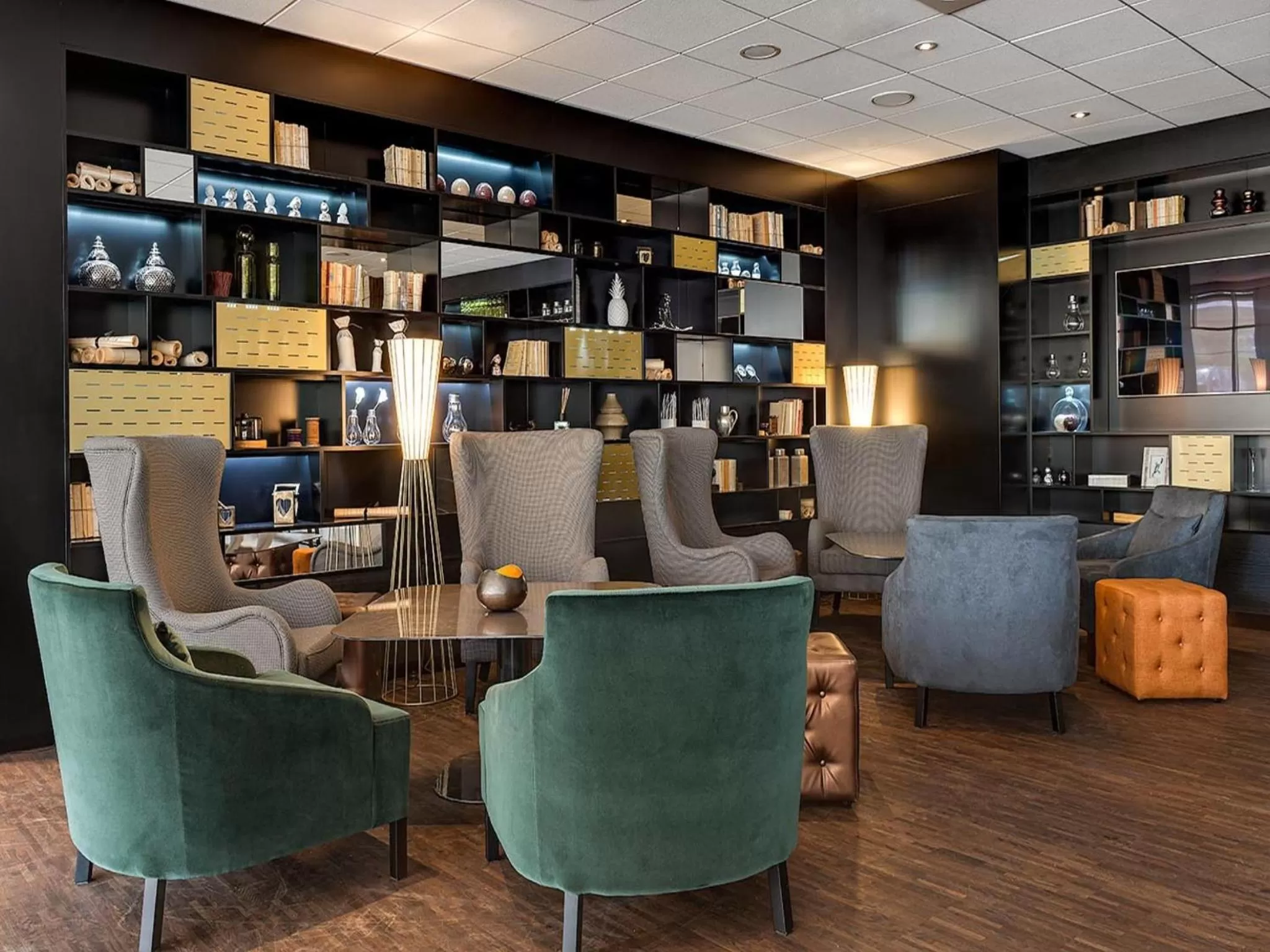Lounge or bar in Radisson Blu Hotel Dortmund