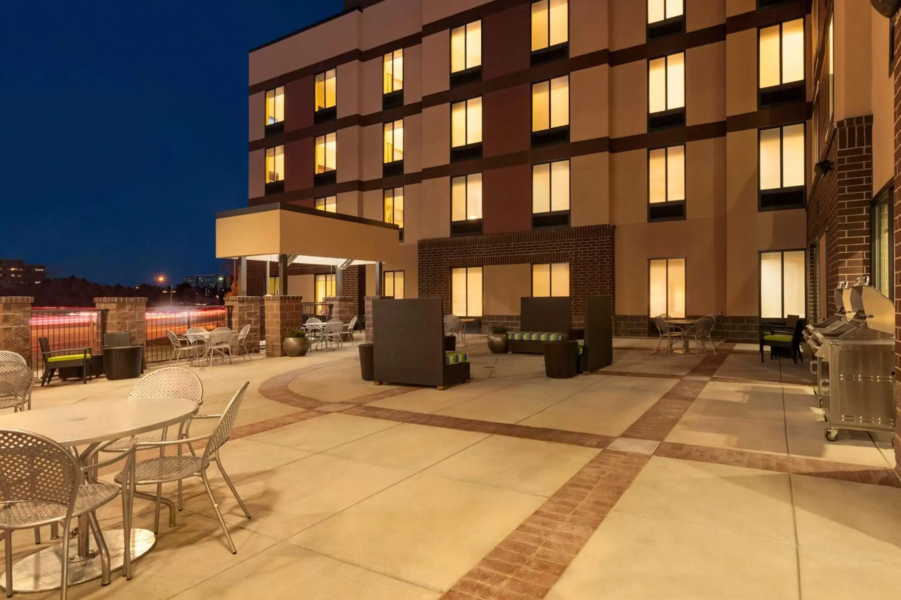 Patio, Property Building in Home2 Suites by Hilton Denver West / Federal Center