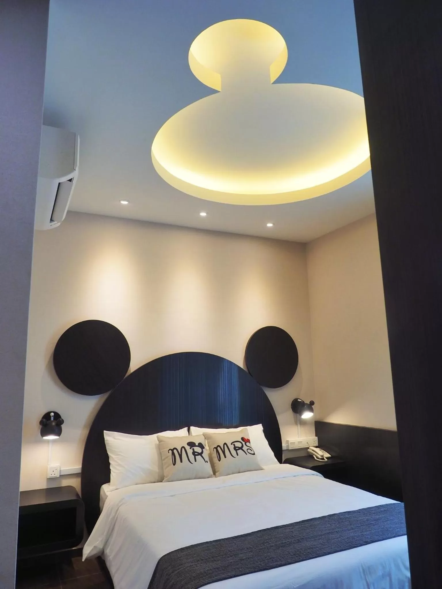 Photo of the whole room, Bed in The Tree Hotel