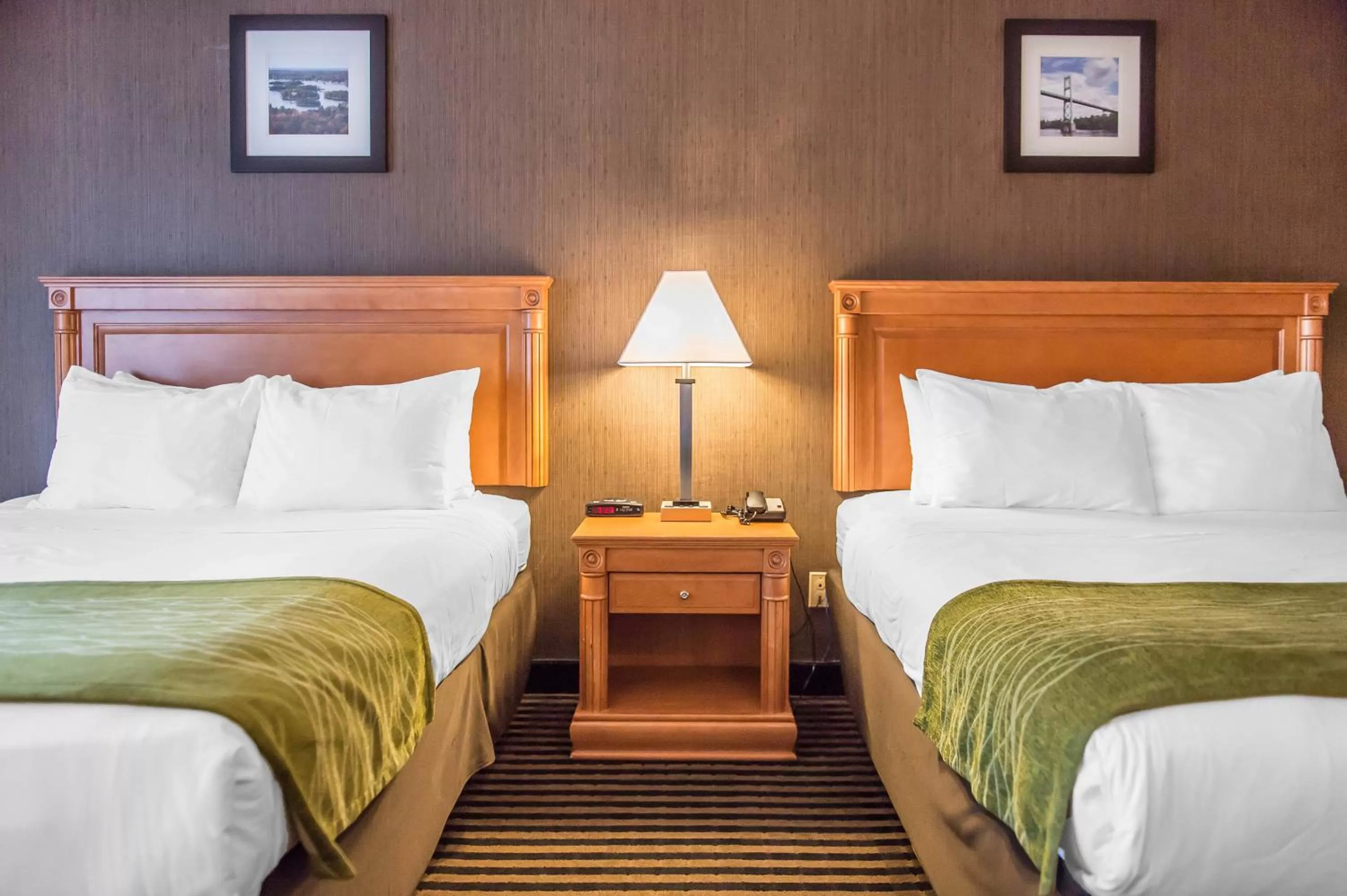 Queen Room with Two Queen Beds - Ground Floor - Non-Smoking in Comfort Inn