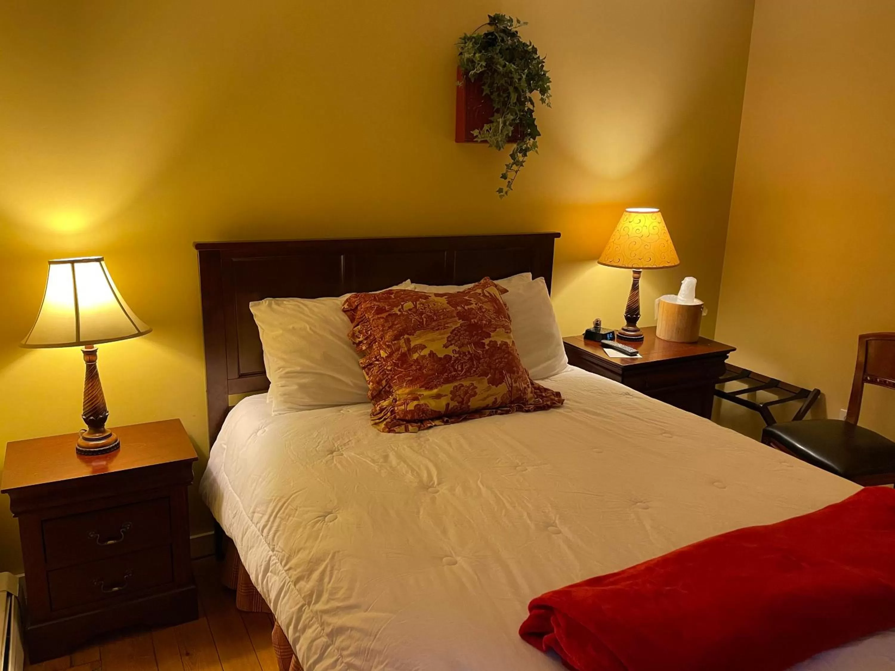 Bed in Smugglers Notch Inn