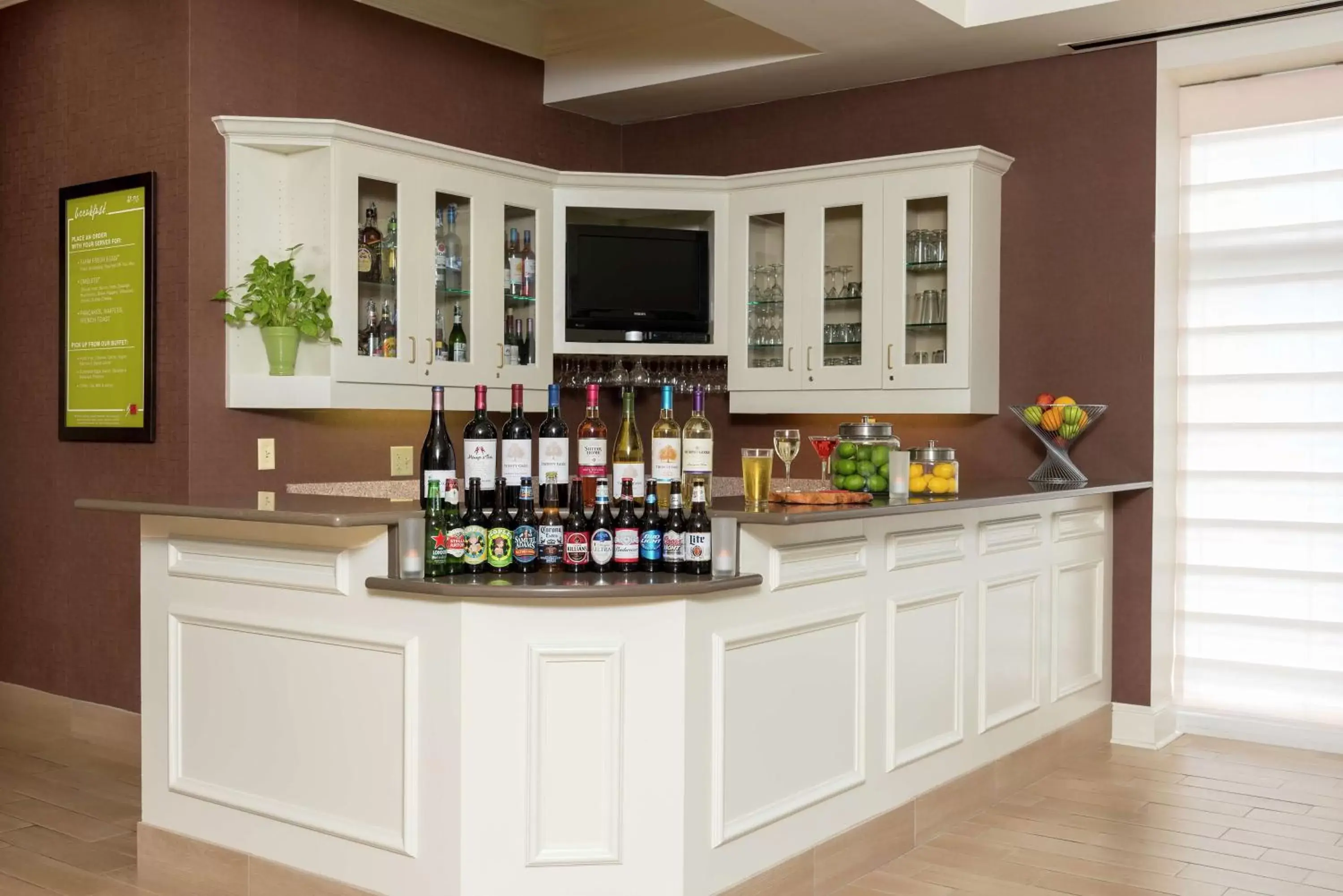 Lounge or bar in Hilton Garden Inn West Lafayette Wabash Landing