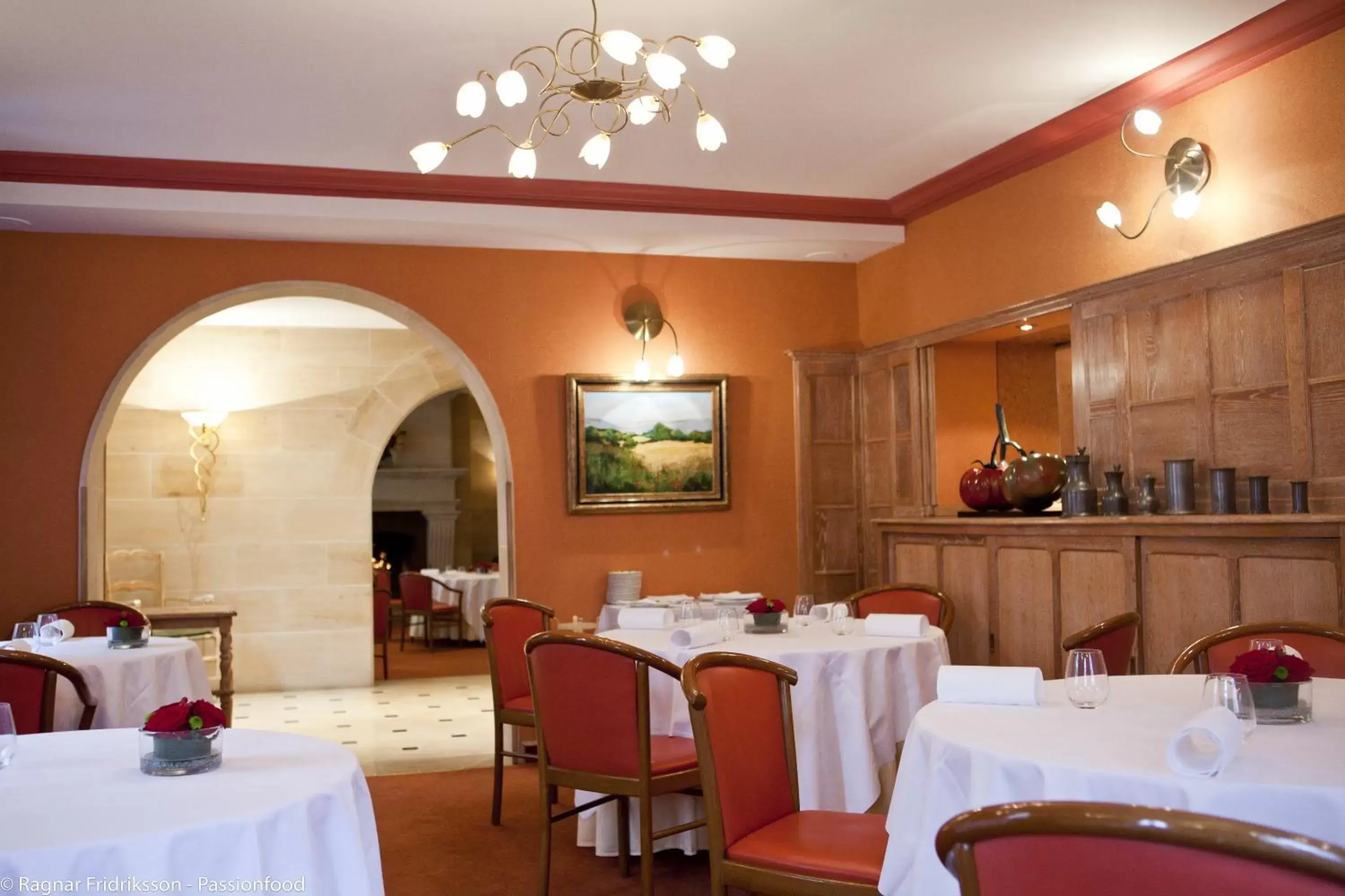 Restaurant/Places to Eat in Les Berceaux