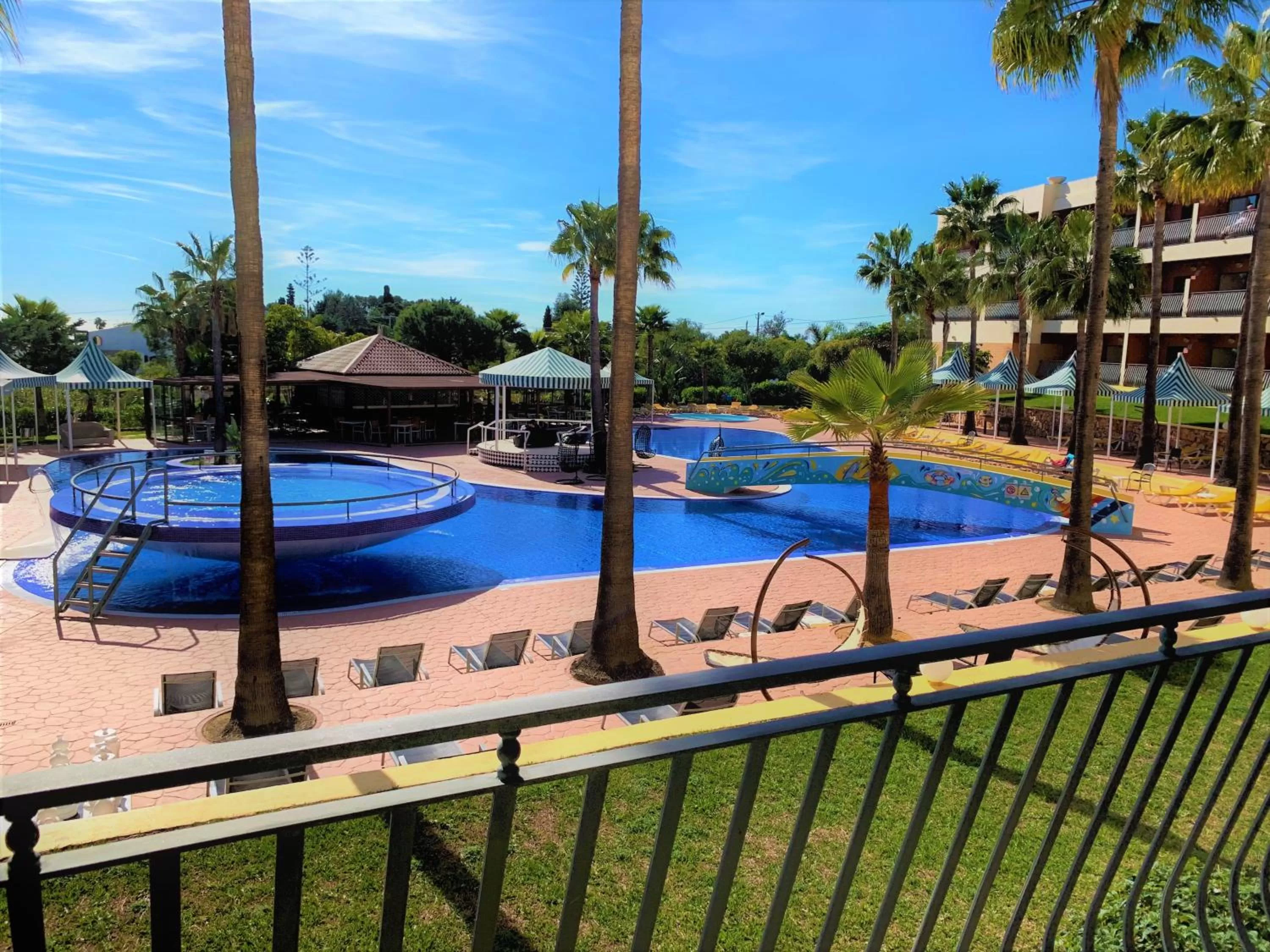 Pool view in Hotel Baia Grande