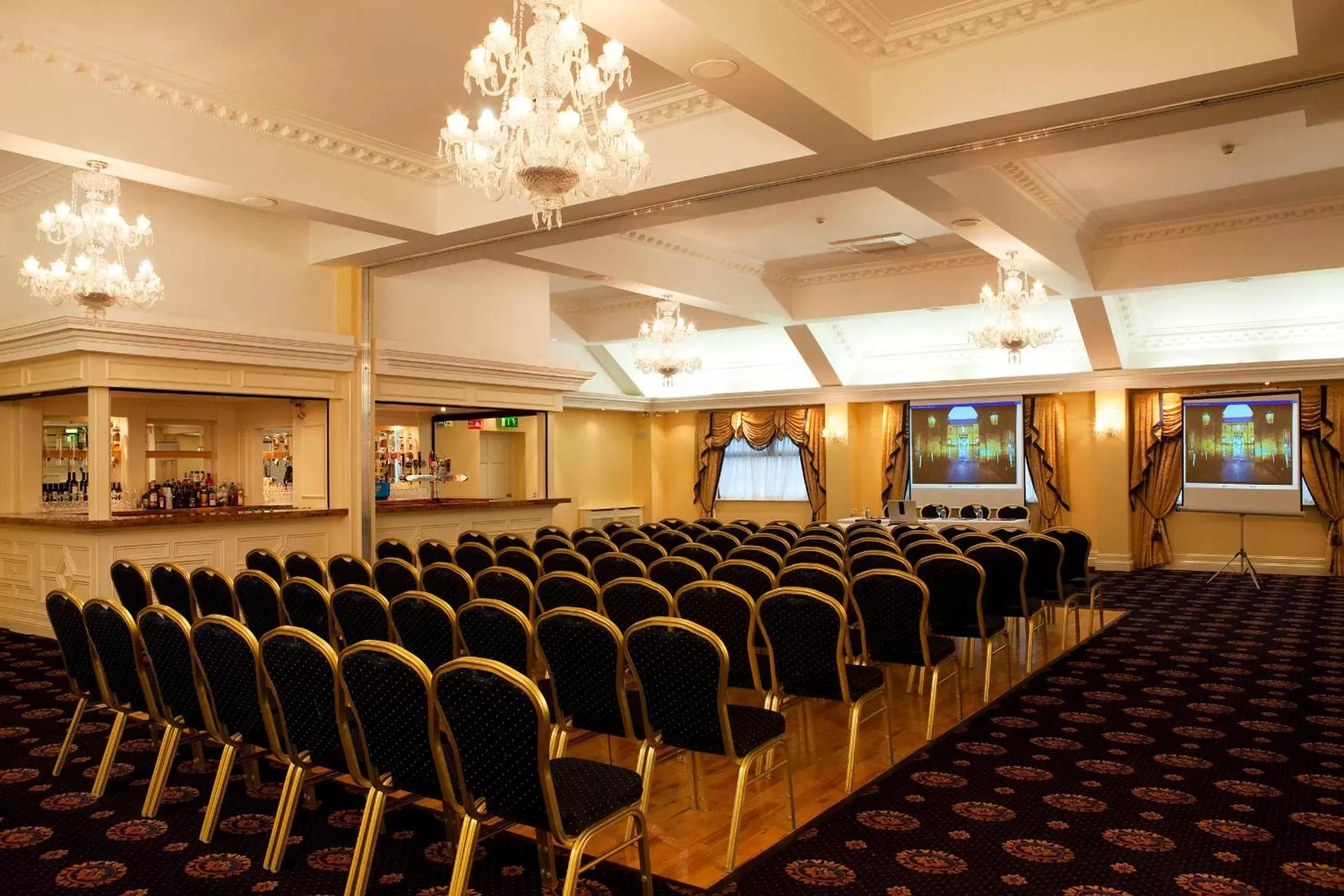 Business facilities in Castle Arch Hotel