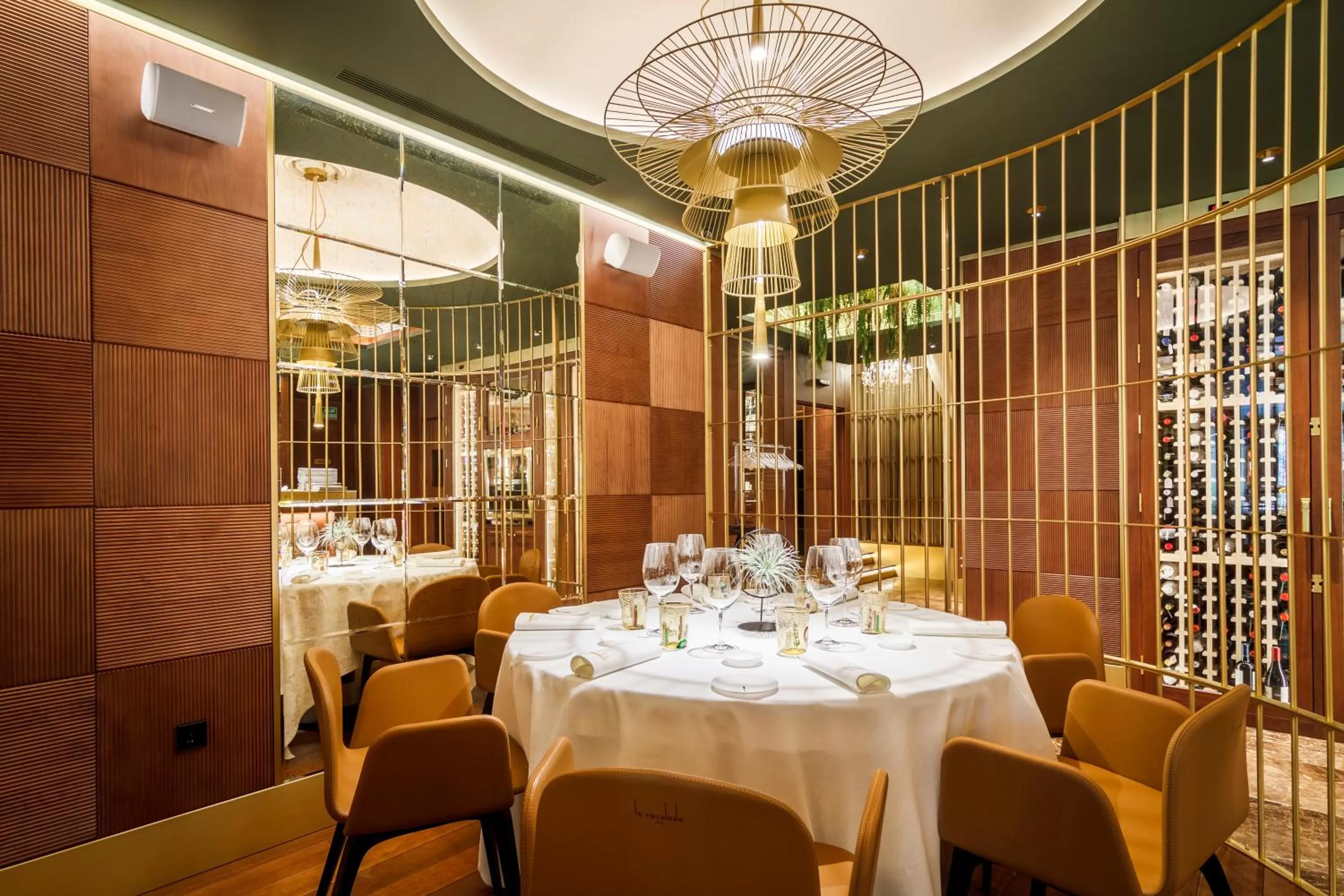 Restaurant/Places to Eat in IBIZA ROOMs