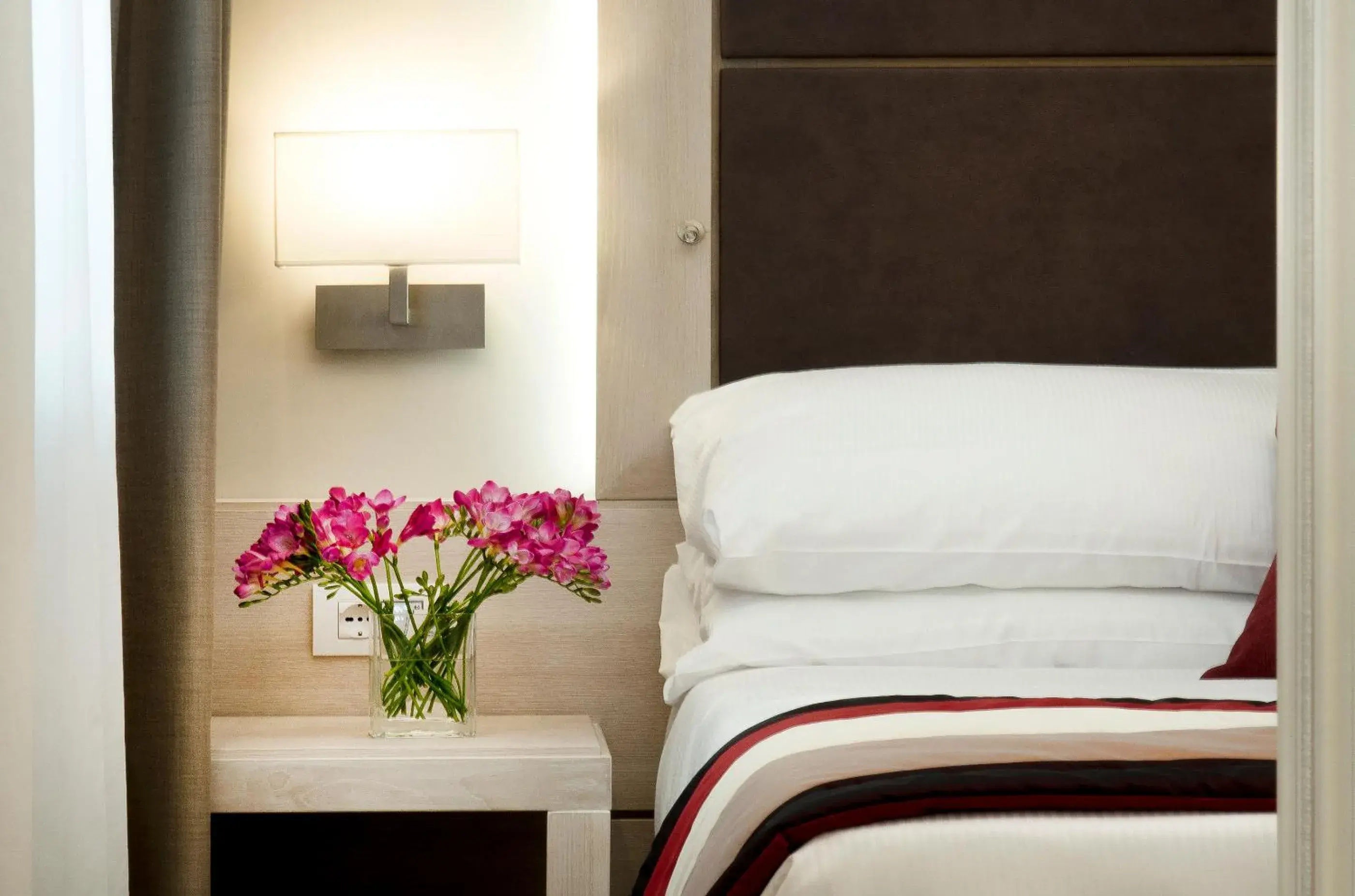 Decorative detail, Bed in Hotel Villa Maria Regina