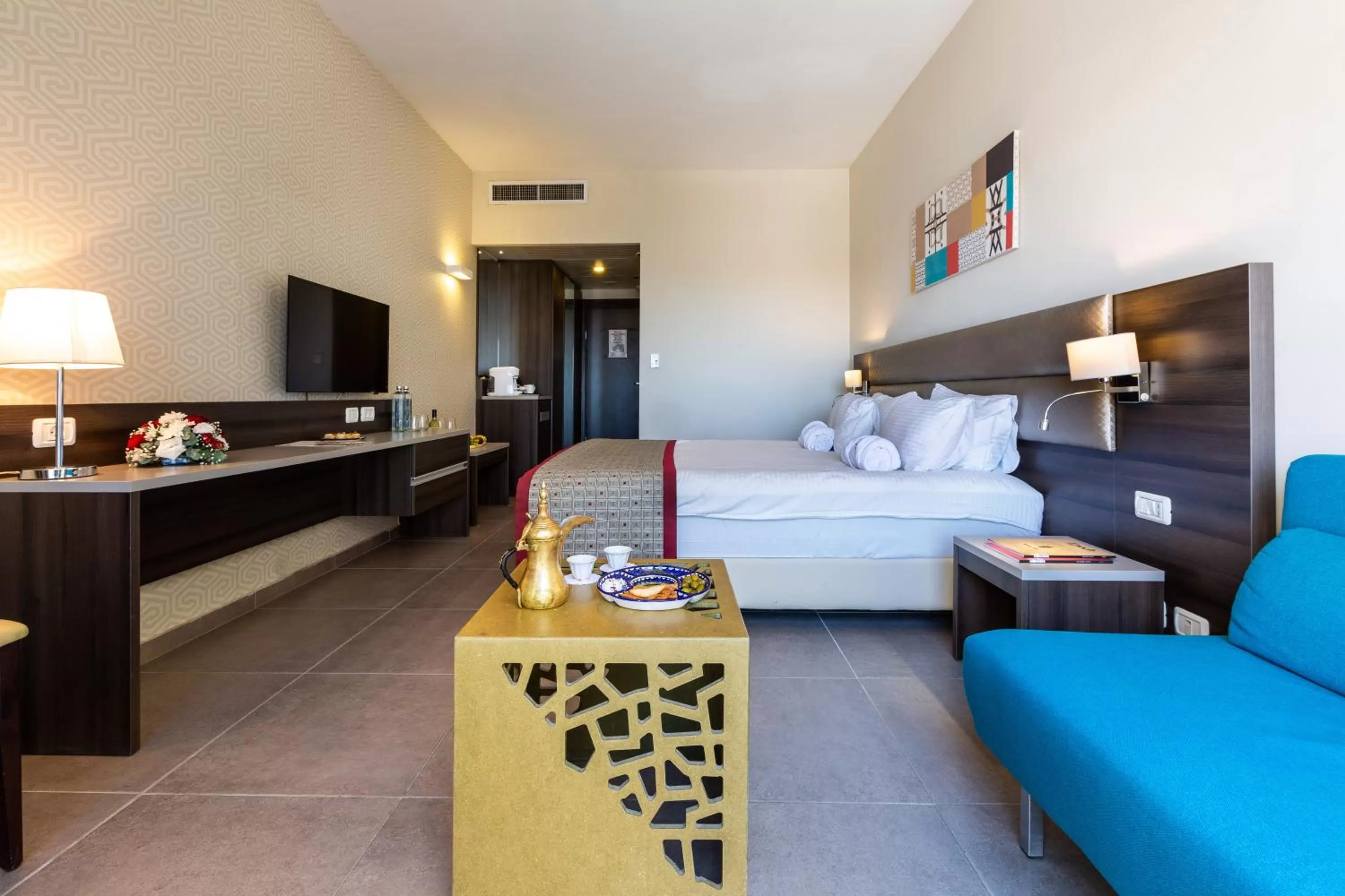 Deluxe room with Balcony and Old City View - single occupancy in Ramada Olivie Nazareth