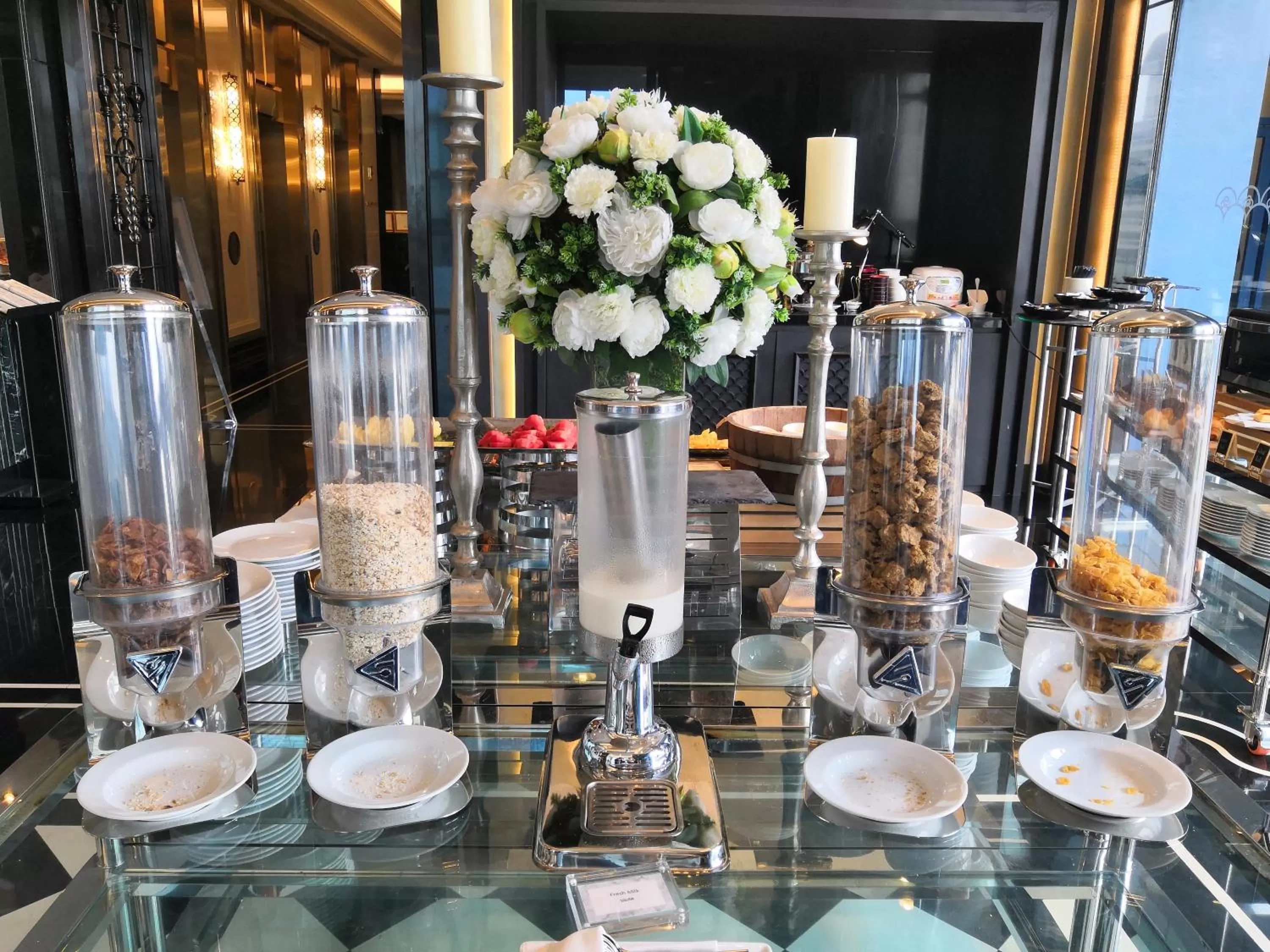 Breakfast in Grande Centre Point Sukhumvit 55 Thong Lo