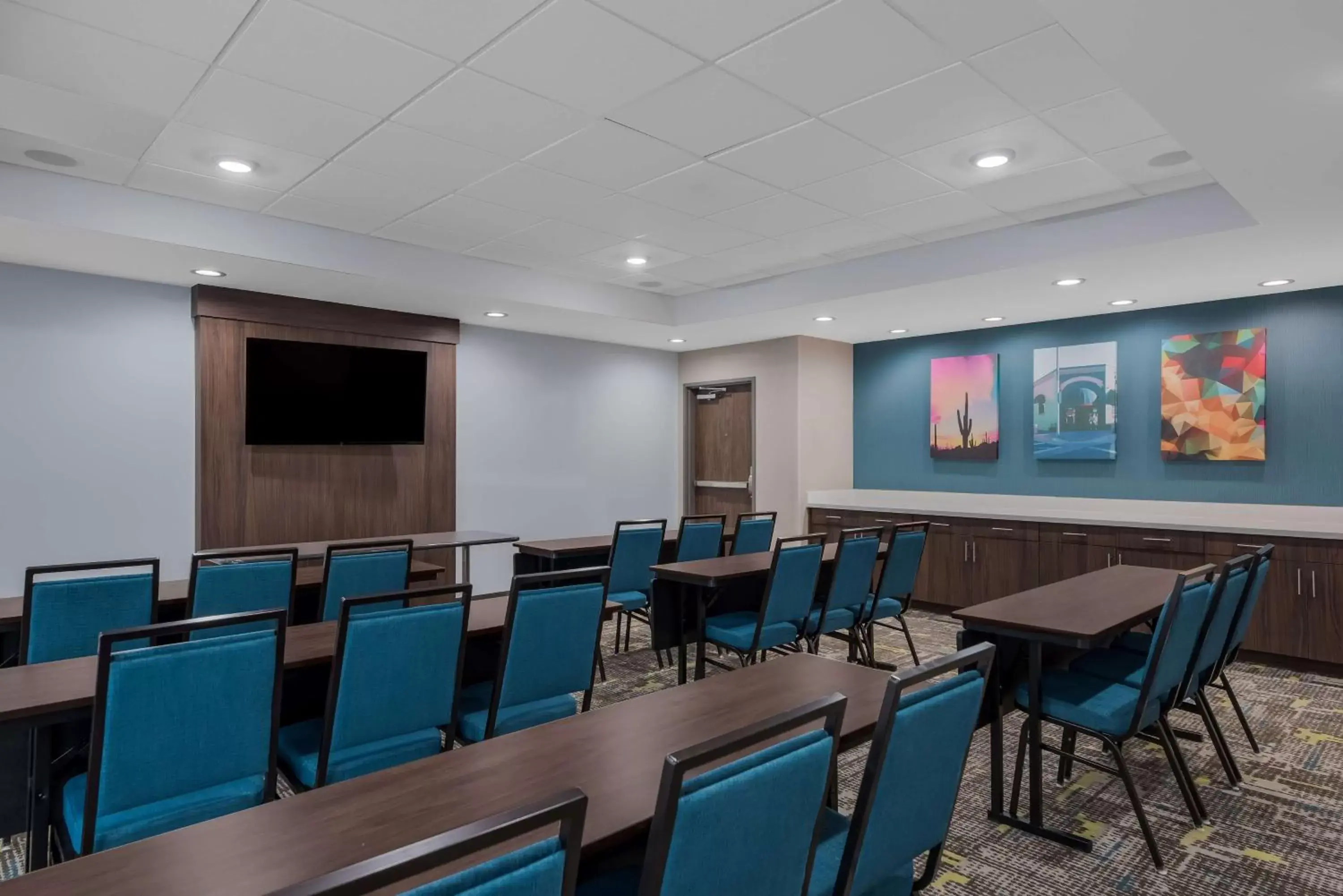 Meeting/conference room in Hampton Inn By Hilton Williams