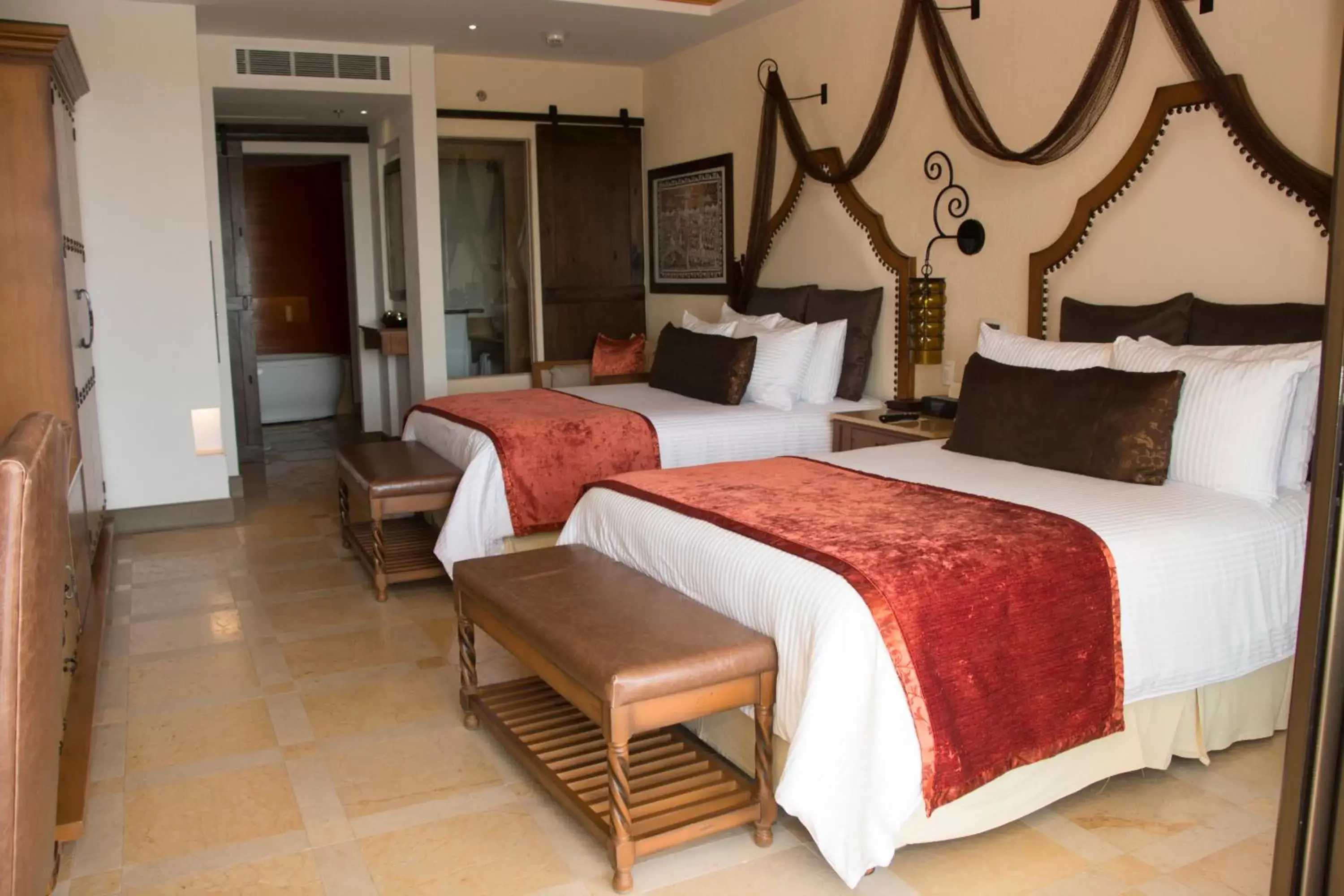 Bed in Secrets Puerto Los Cabos Golf & Spa18+