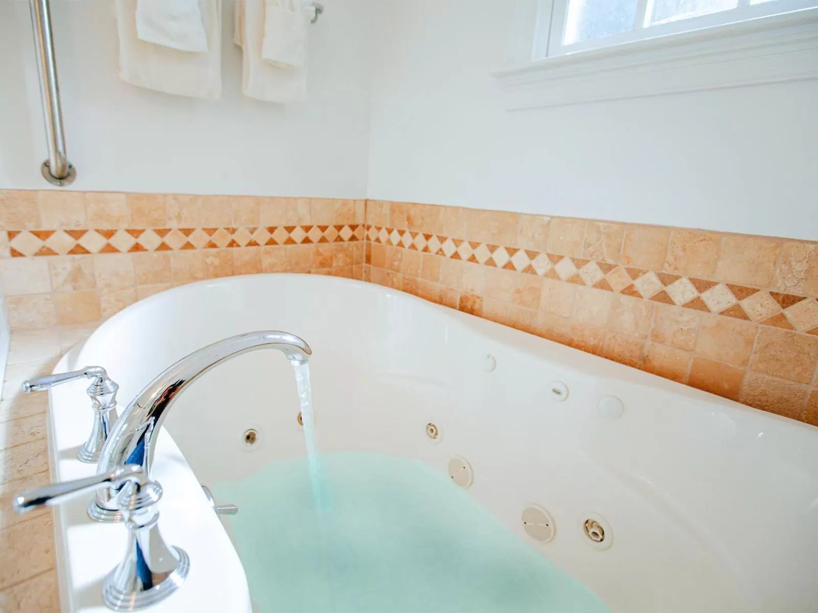 Toilet in The Provincetown Hotel at Gabriel's