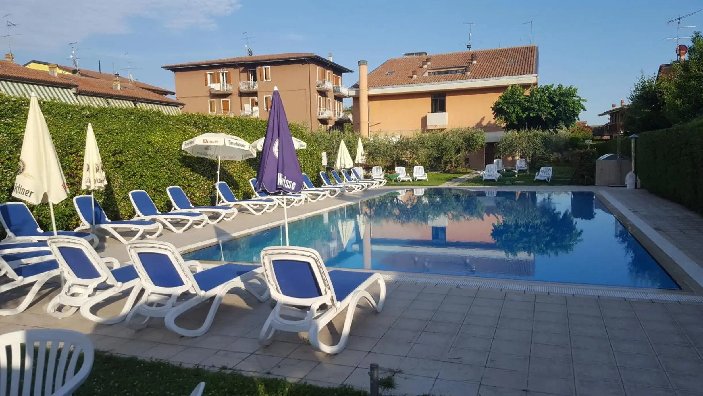 Swimming Pool in Hotel Andreis