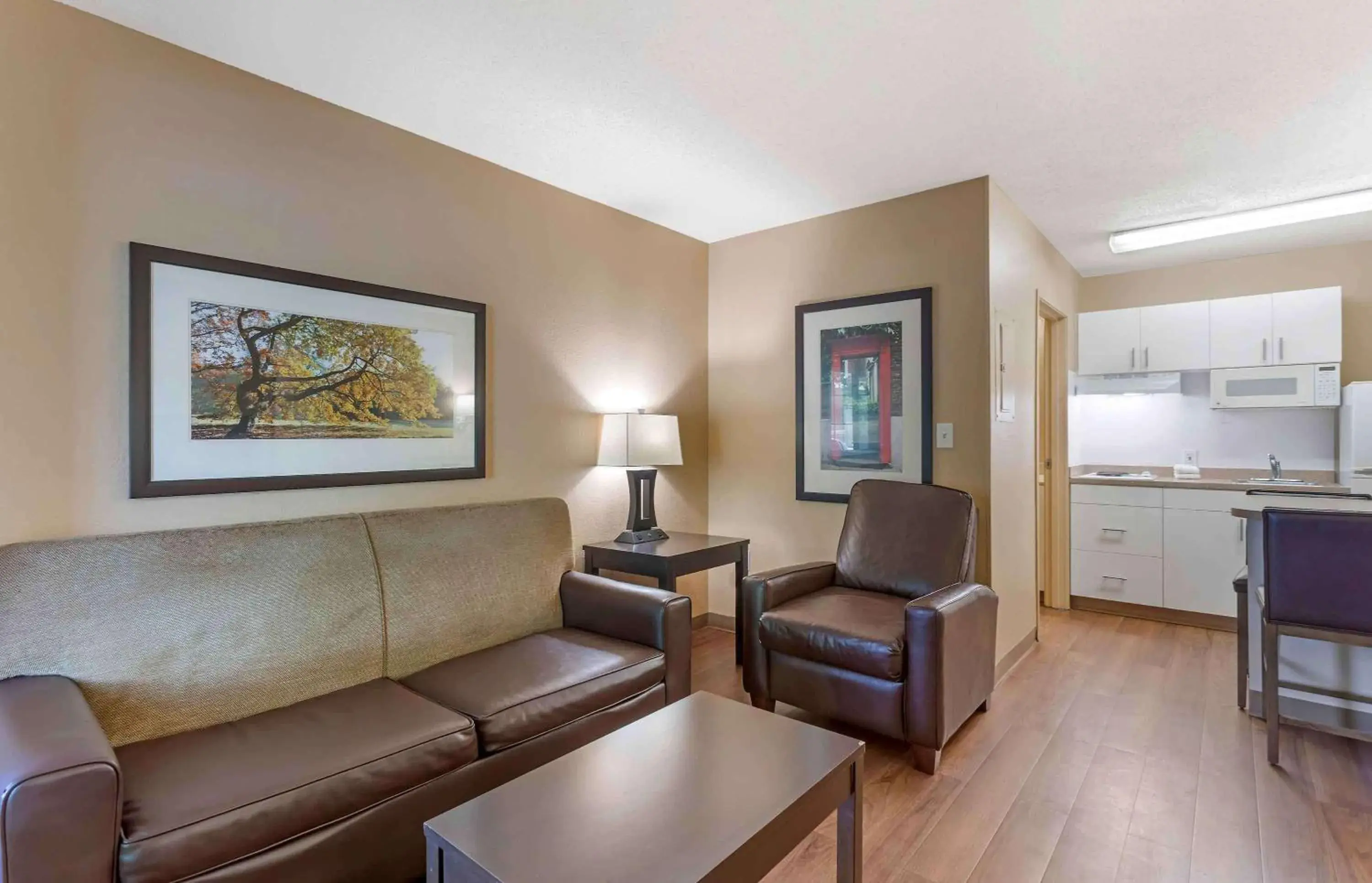 Bedroom, Seating Area in Extended Stay America Suites - Portland - Tigard