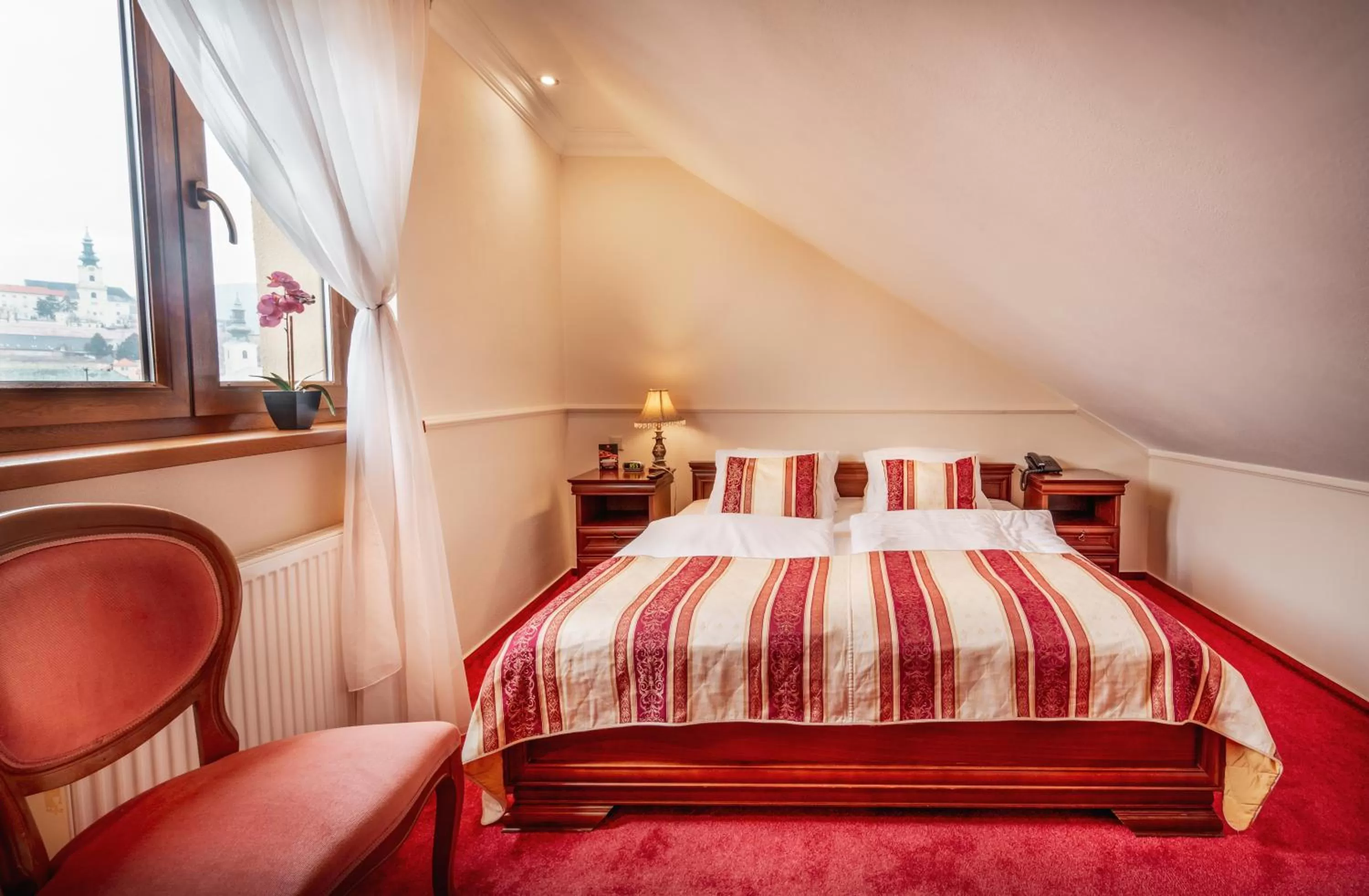 Bed in Hotel Capital with private wellness