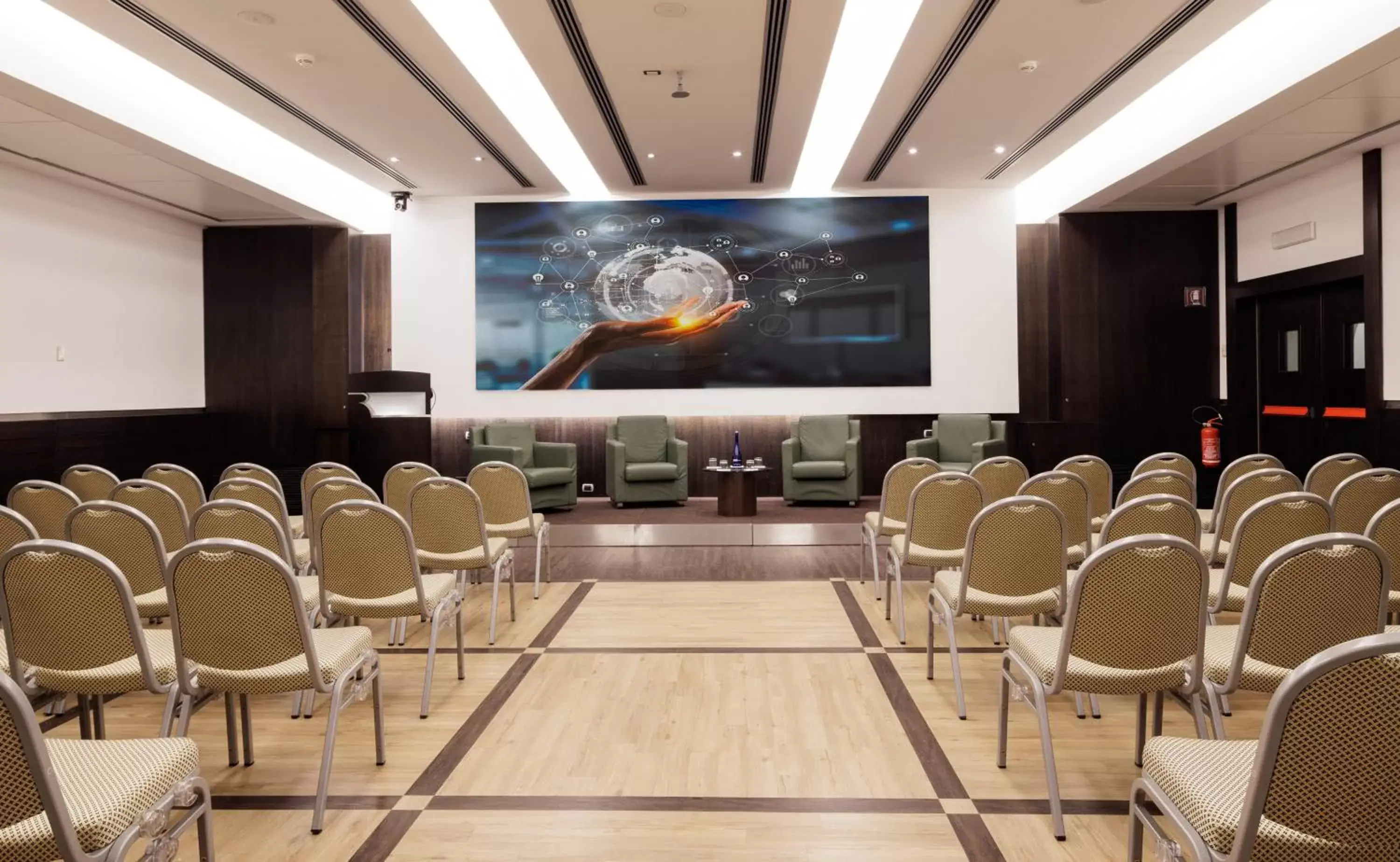 Meeting/conference room in Best Western Plus Hotel Universo
