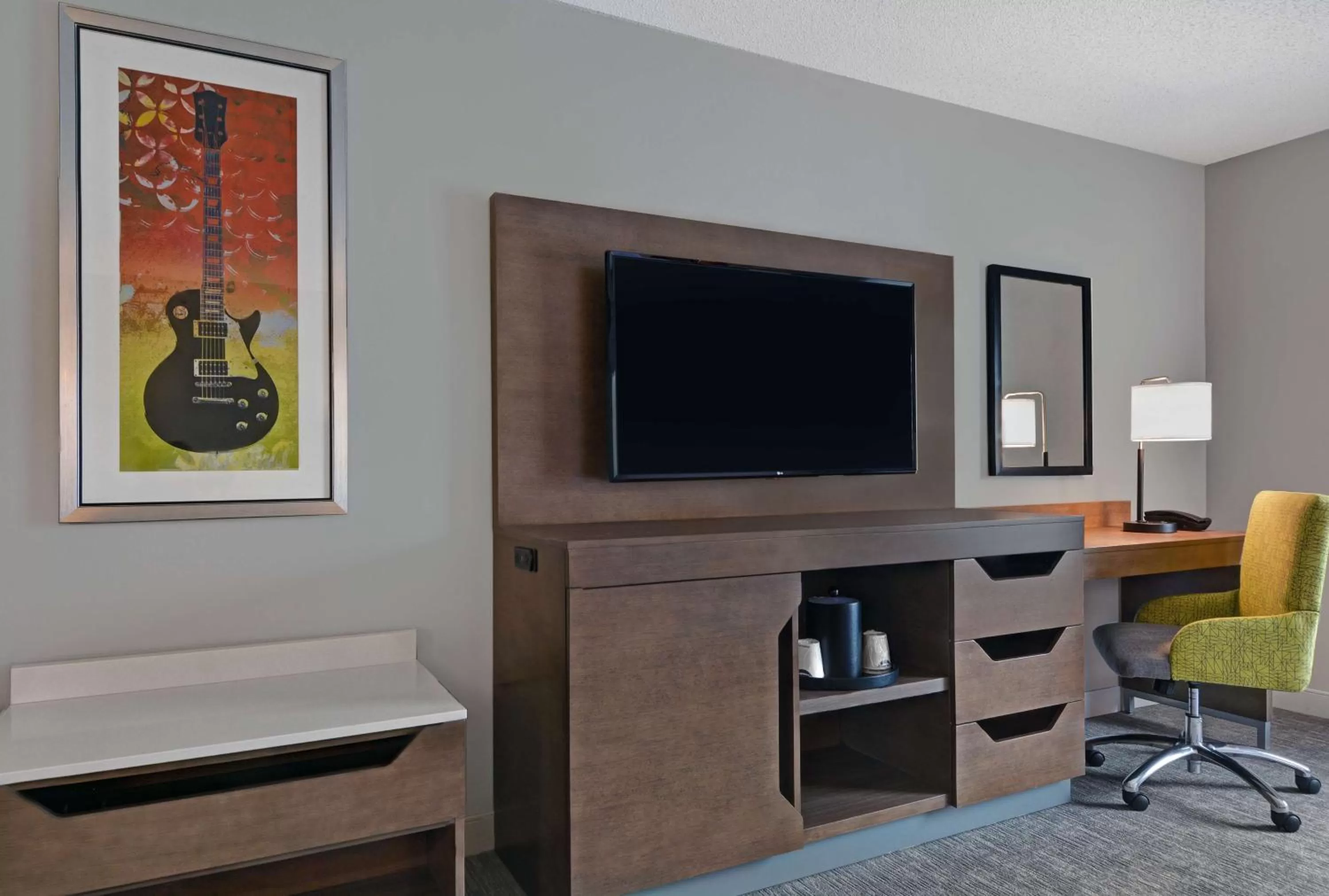 Bedroom in Hampton Inn Gallatin