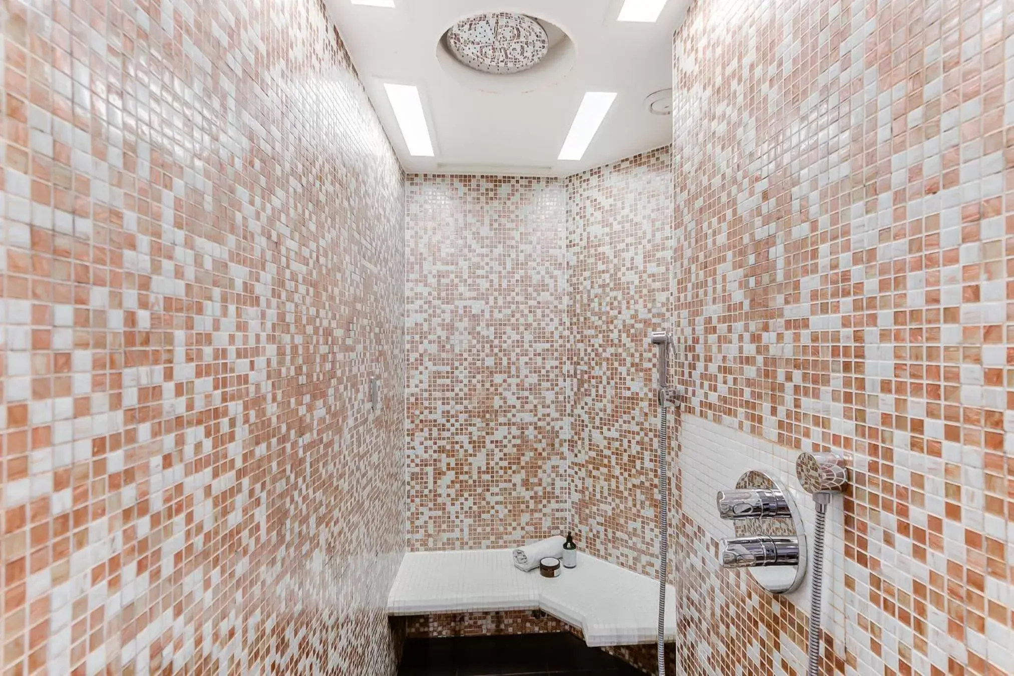 Steam room, Bathroom in Brasss Hotel Suites