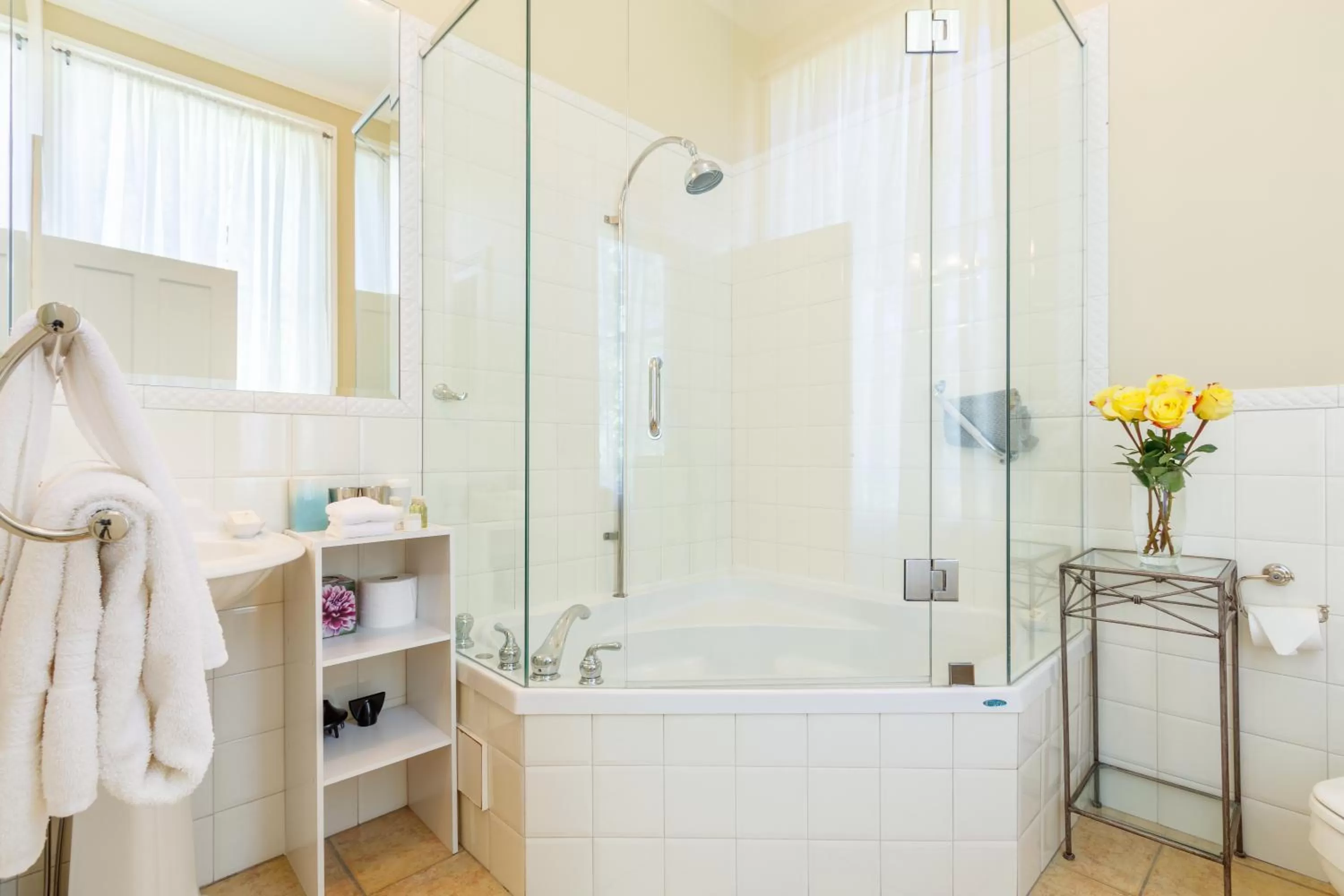 Bathroom in Fairholme Manor Inn