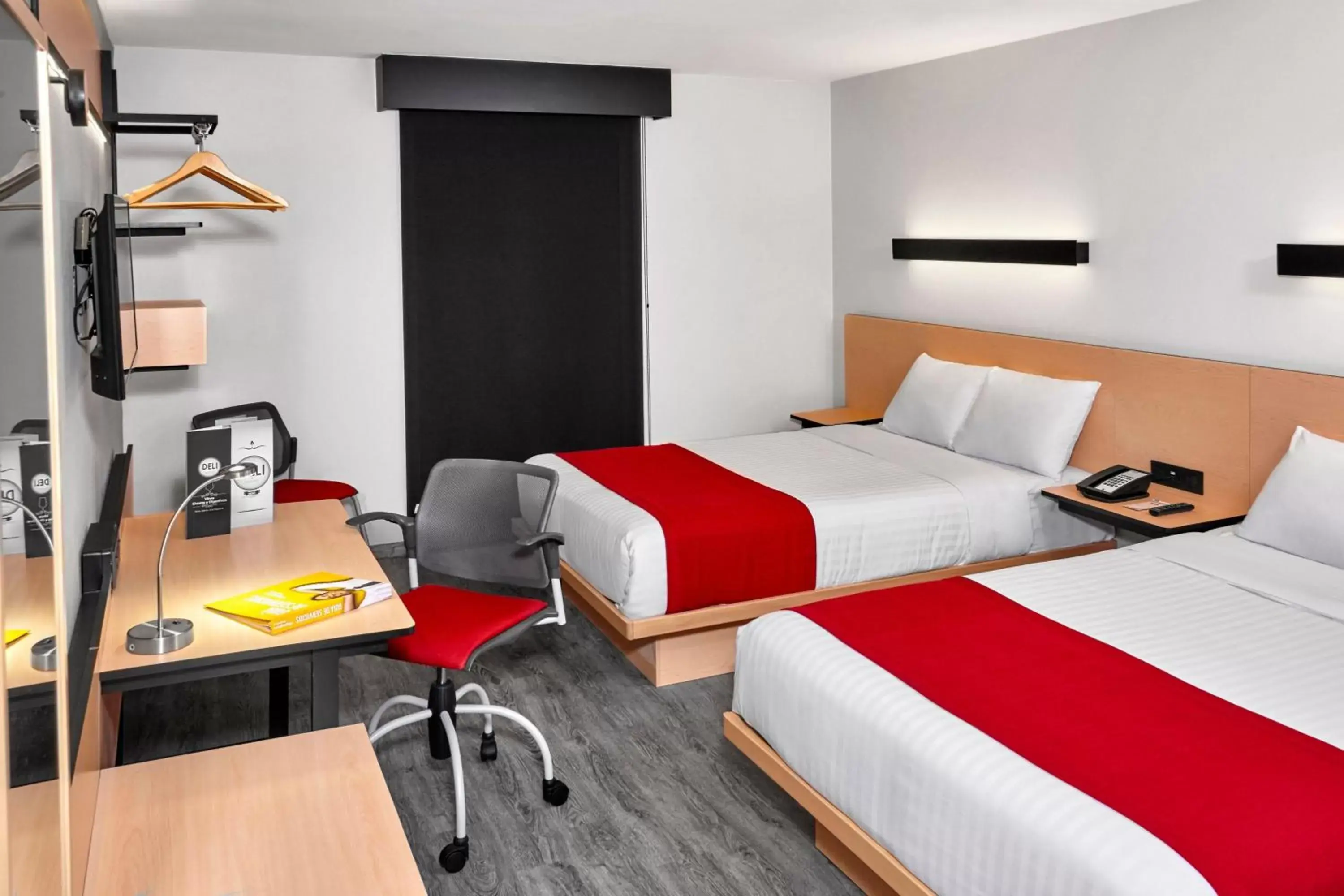 Photo of the whole room, Bed in City Express by Marriott Guadalajara Aeropuerto