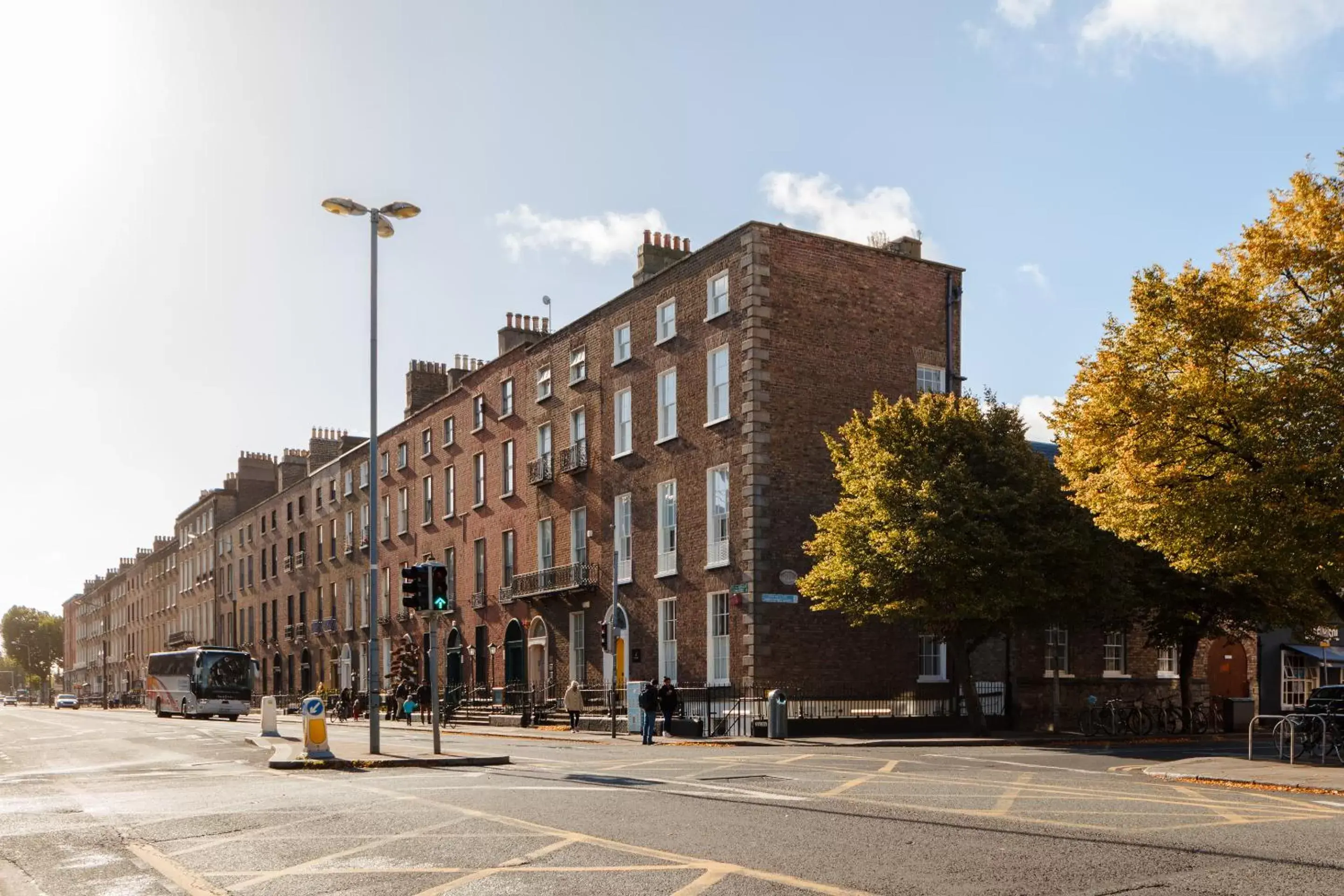 Property Building in Sonder The Earl