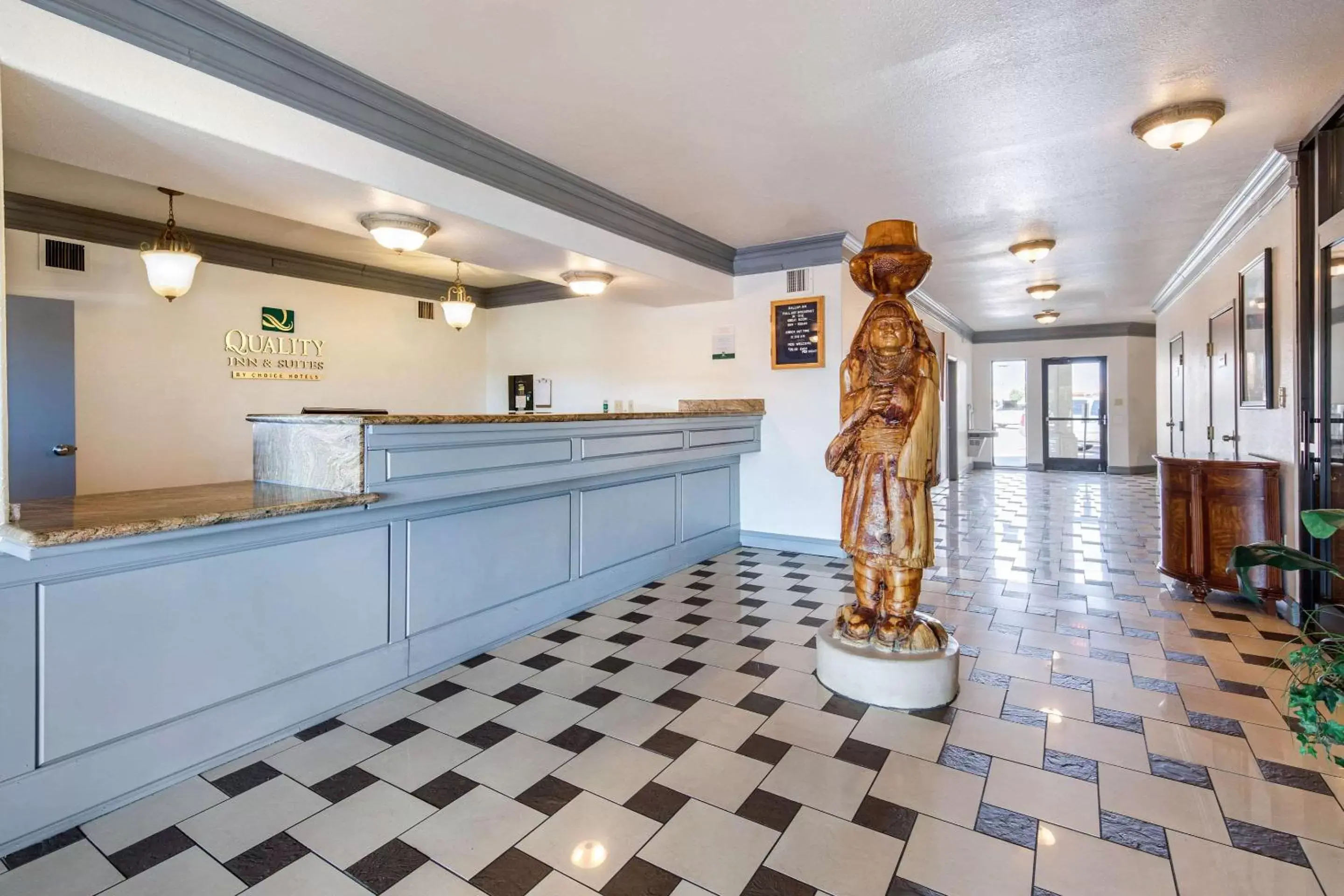 Lobby or reception, Lobby/Reception in Quality Inn & Suites Gallup I-40 Exit 20