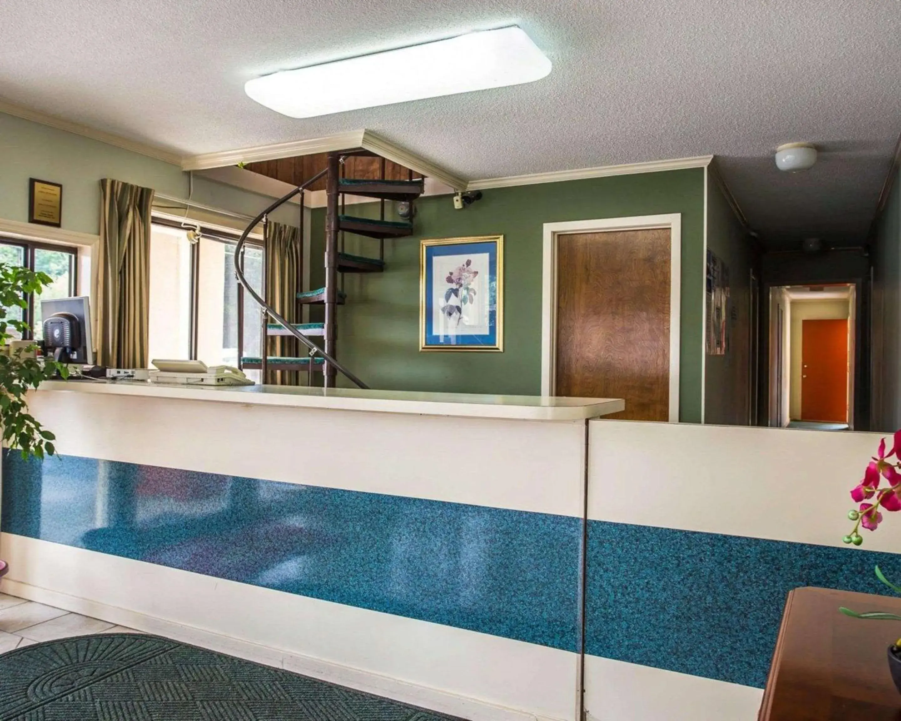 Lobby or reception, Swimming Pool in Econo Lodge Saint George