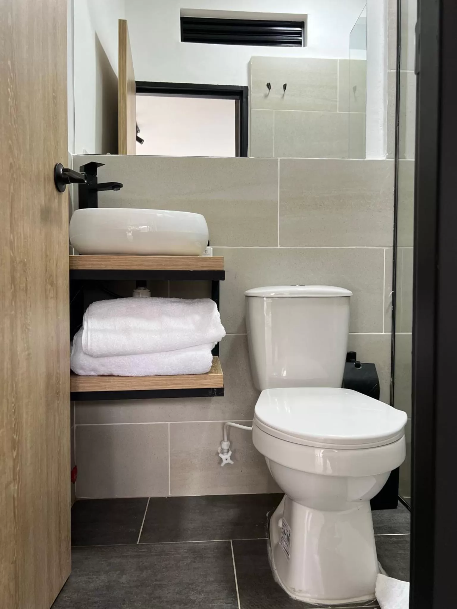 Toilet in HOTEL 9.5 SAN FERNANDO