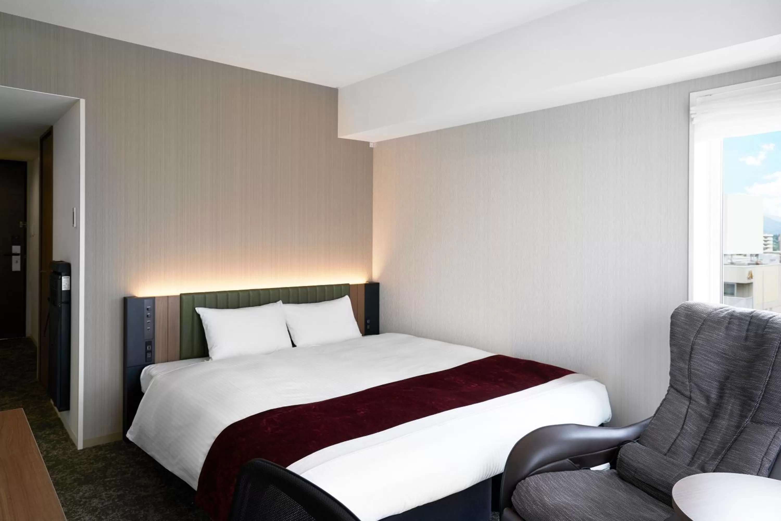 Photo of the whole room, Bed in Daiwa Roynet Hotel Morioka Ekimae