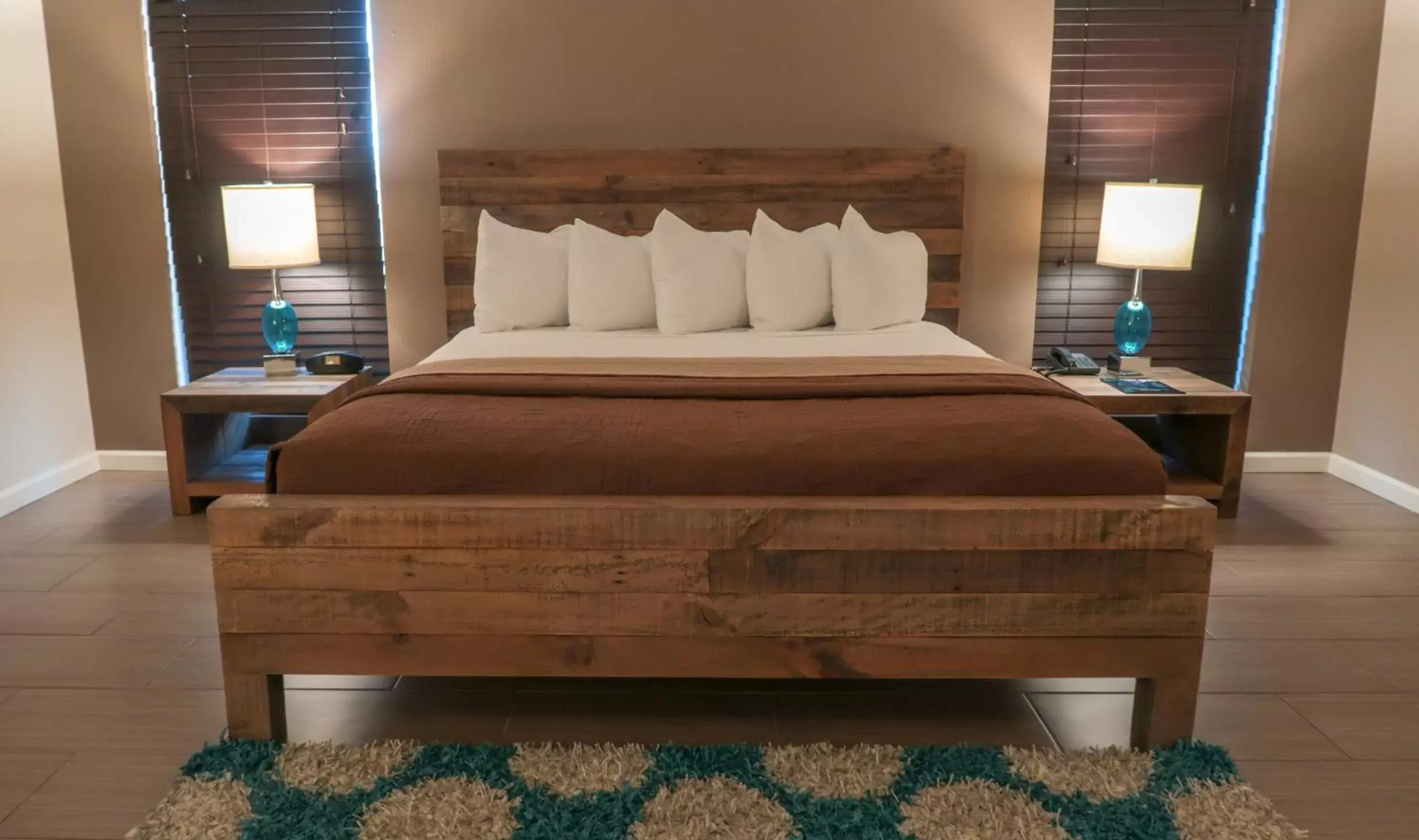 Bed in Thunderbird Boutique Hotel