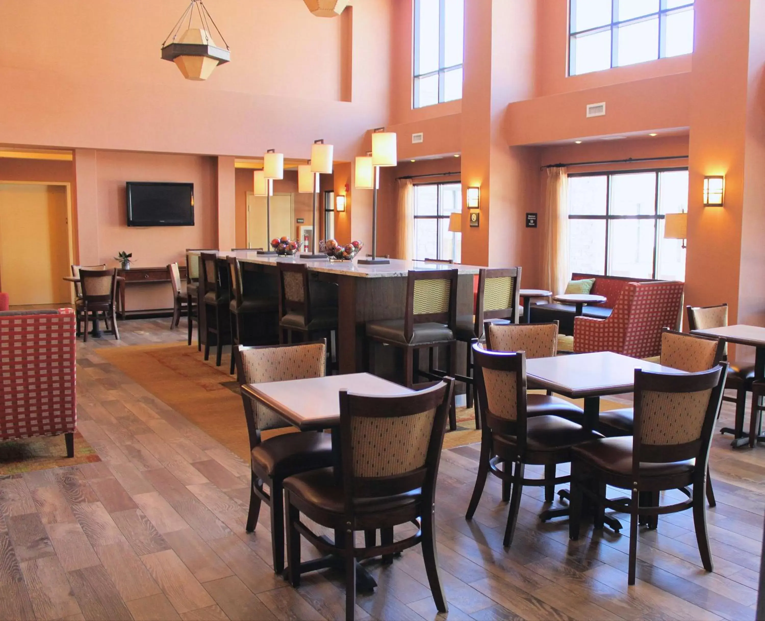 Dining area, Restaurant/Places to Eat in Hampton Inn & Suites Green River