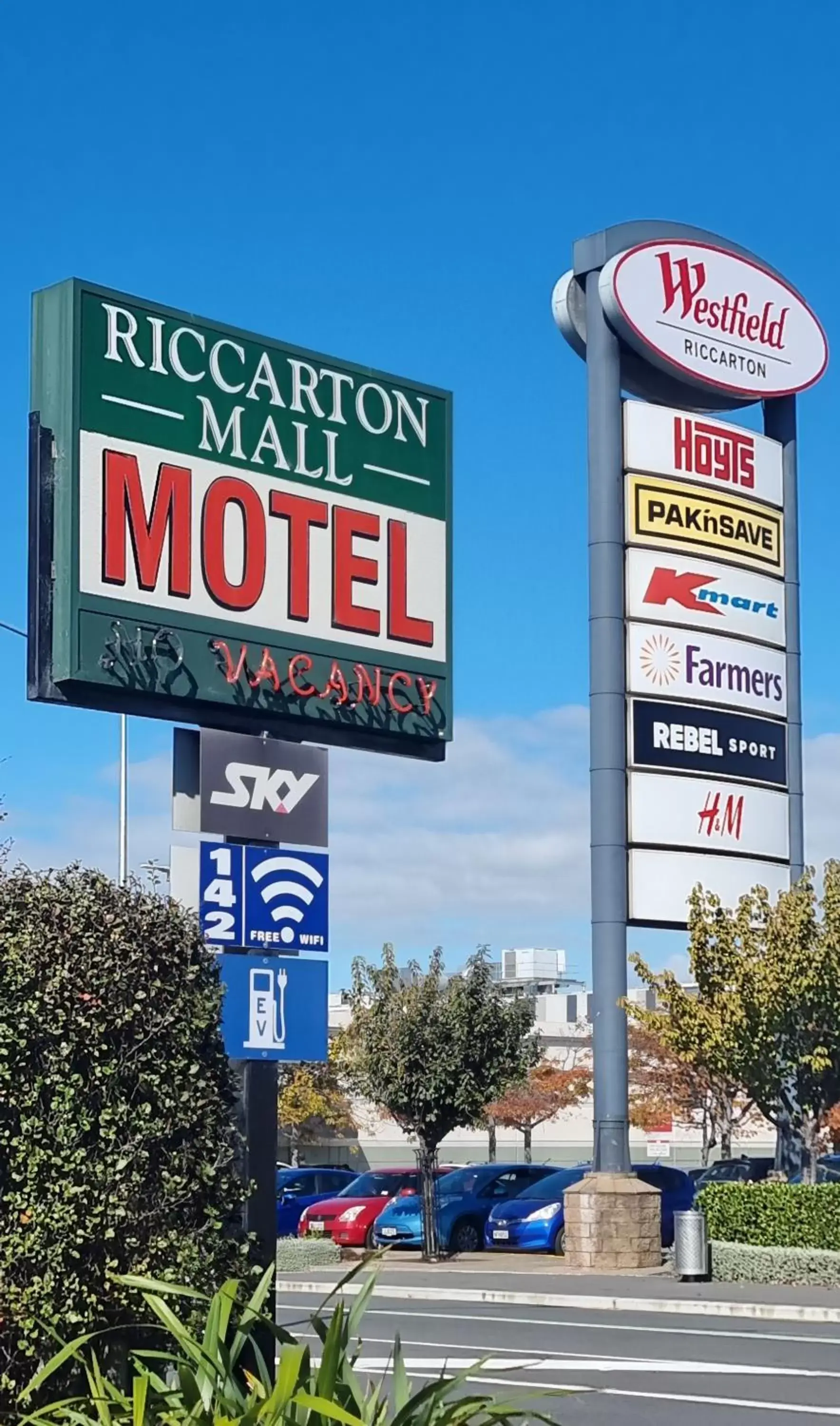 Property building, Property Logo/Sign in Riccarton Mall Motel