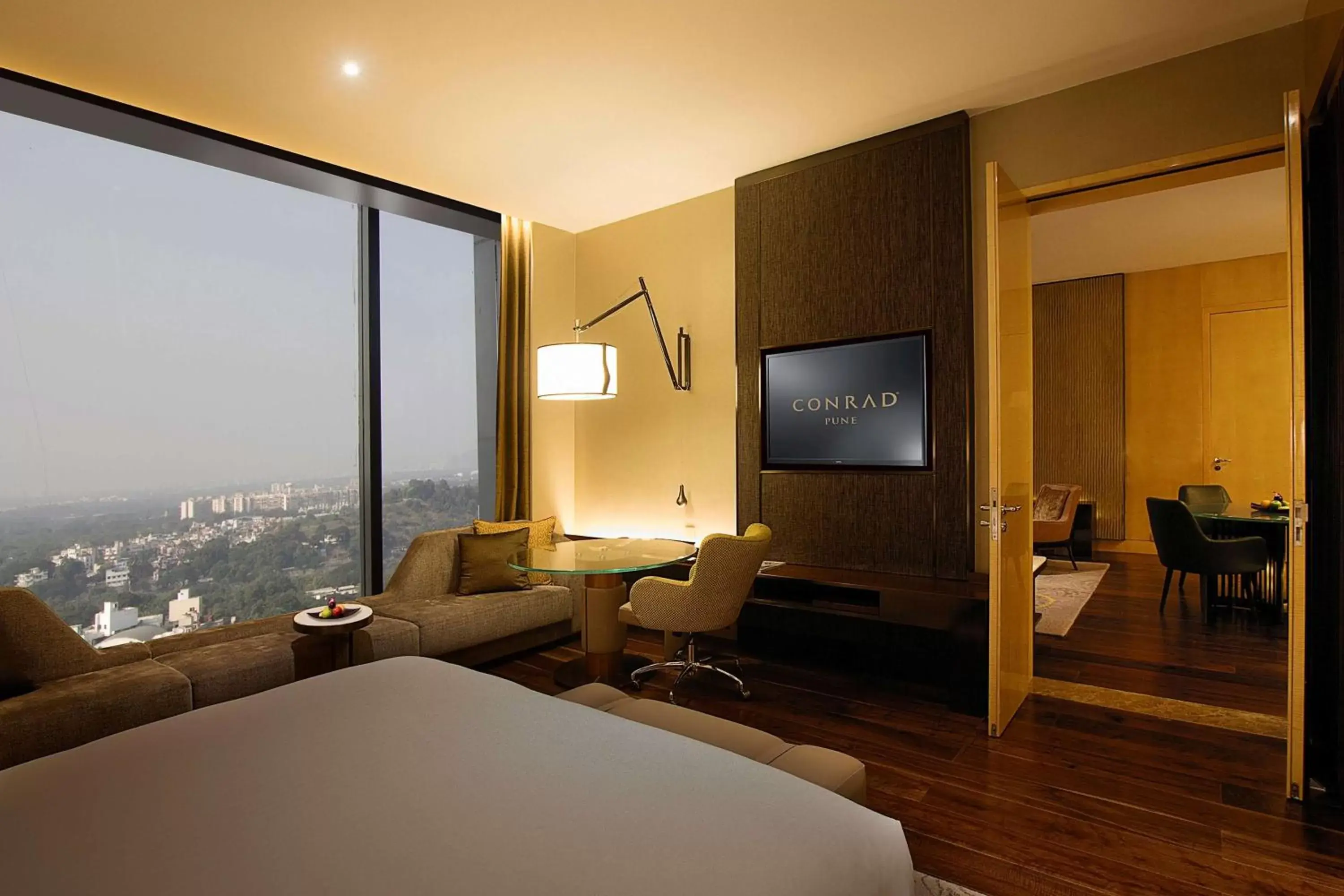 Bed in Conrad Pune